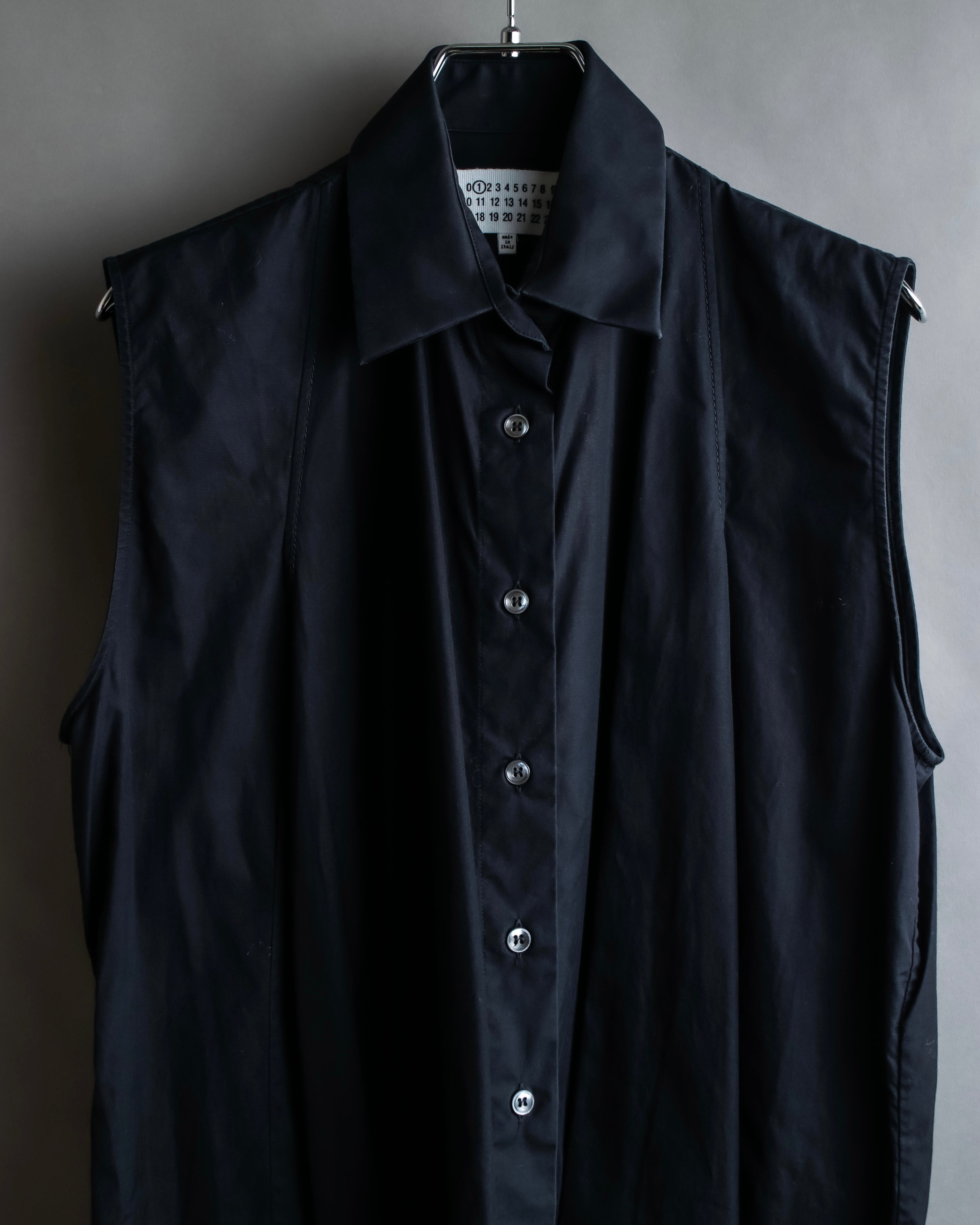 "MAISON MARGIELA" 13SS Panel design sleeveless black shirt