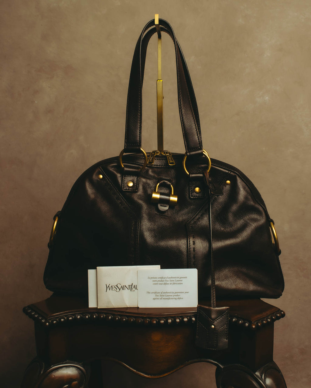 -SPECIAL- “Yves Saint Laurent” 00’s-10’s Muse leather handbag