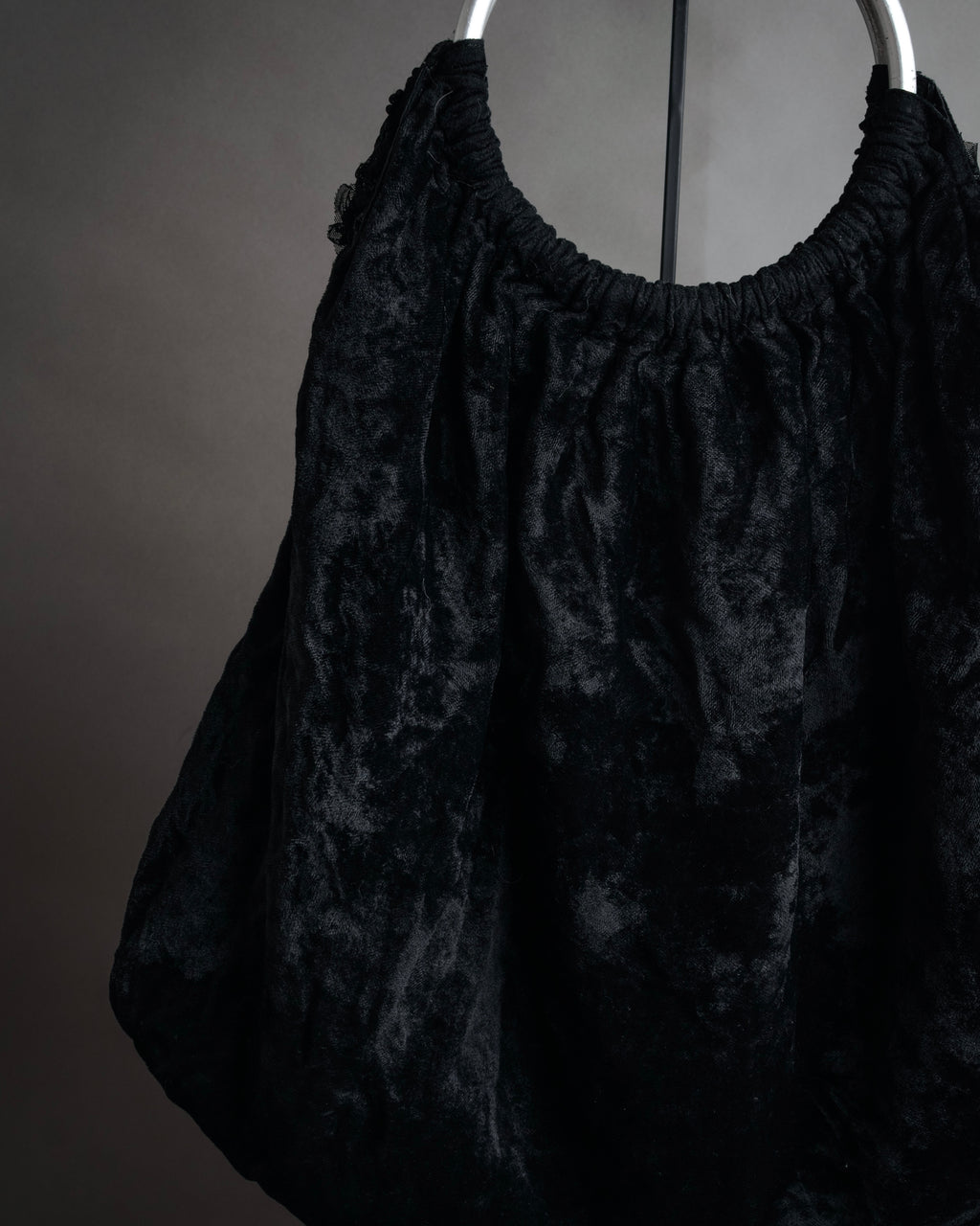 “COMME des GARÇONS” 2005 AW Velvet lace circle handle bag