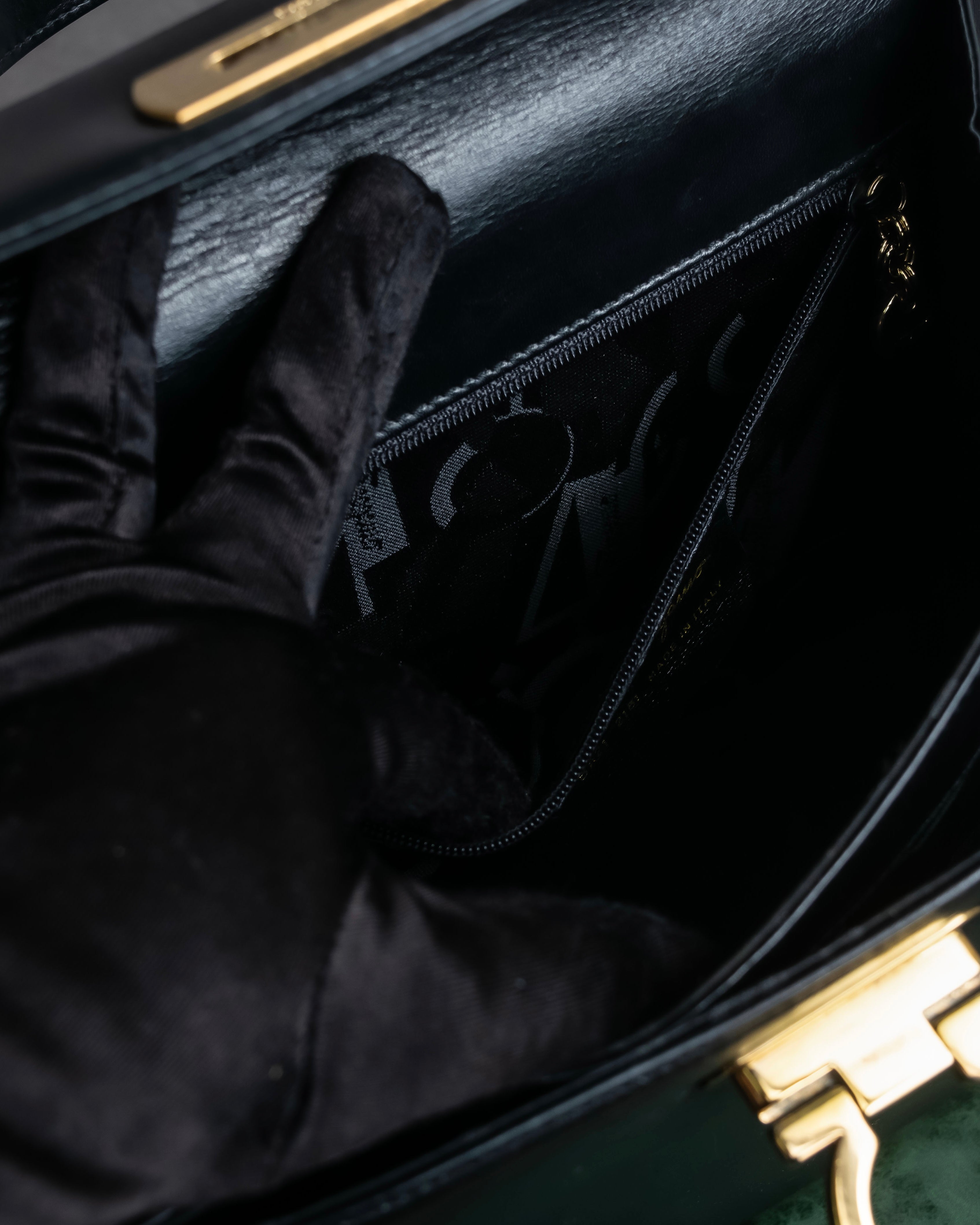 "Salvatore Ferragamo" Gancini motif leather hand bag