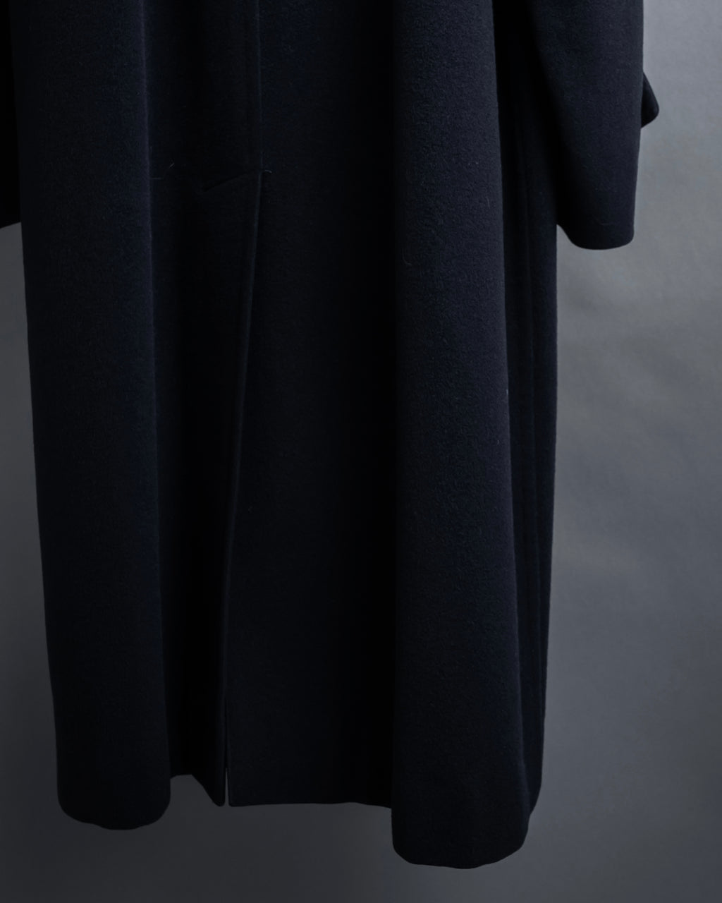 "BURBERRYS" High density wool stand collar coat