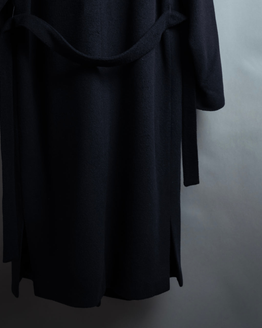 "VALENTINO" Double-breasted belted chester coat