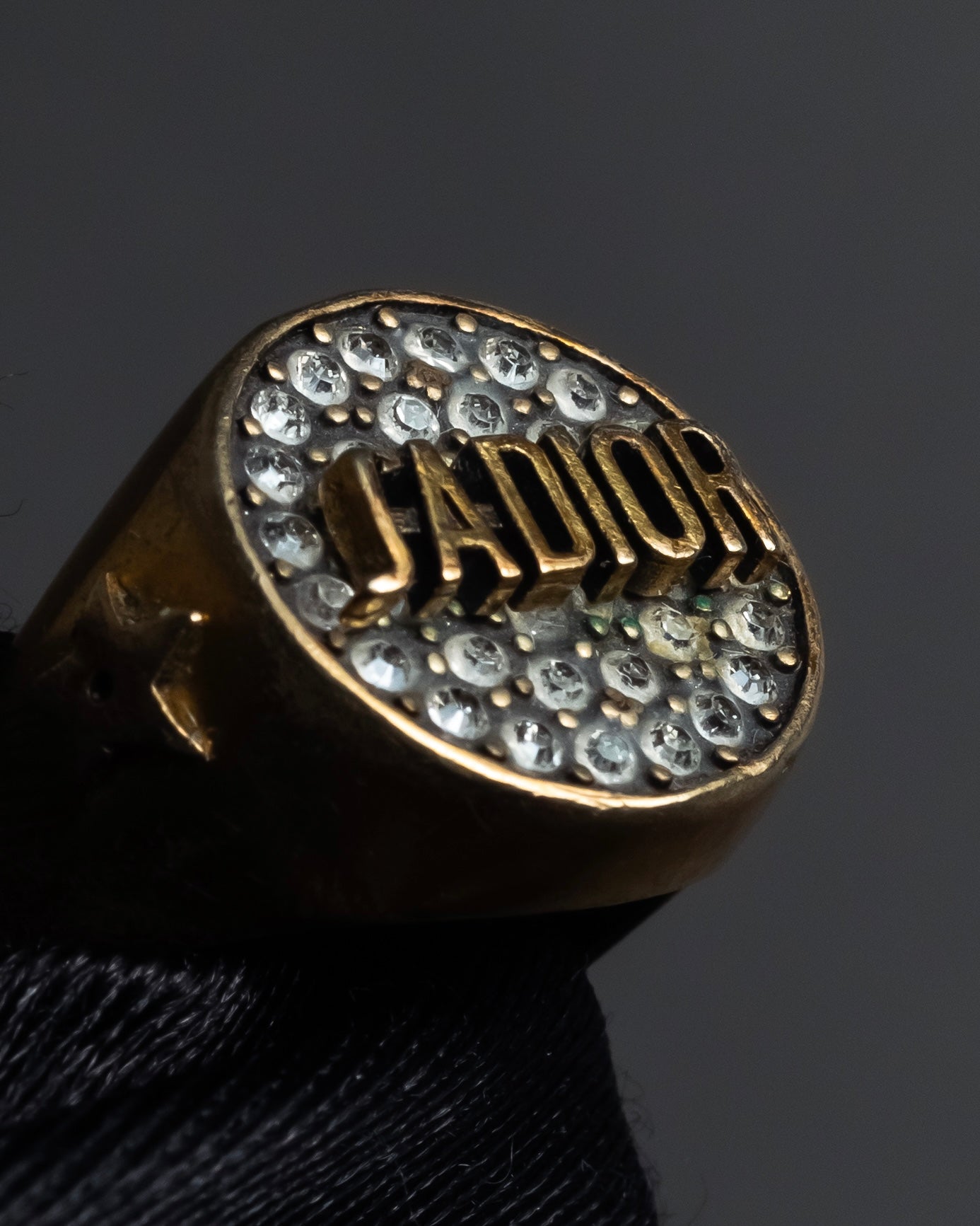 "DIOR" J’ADIOR engraved signet ring