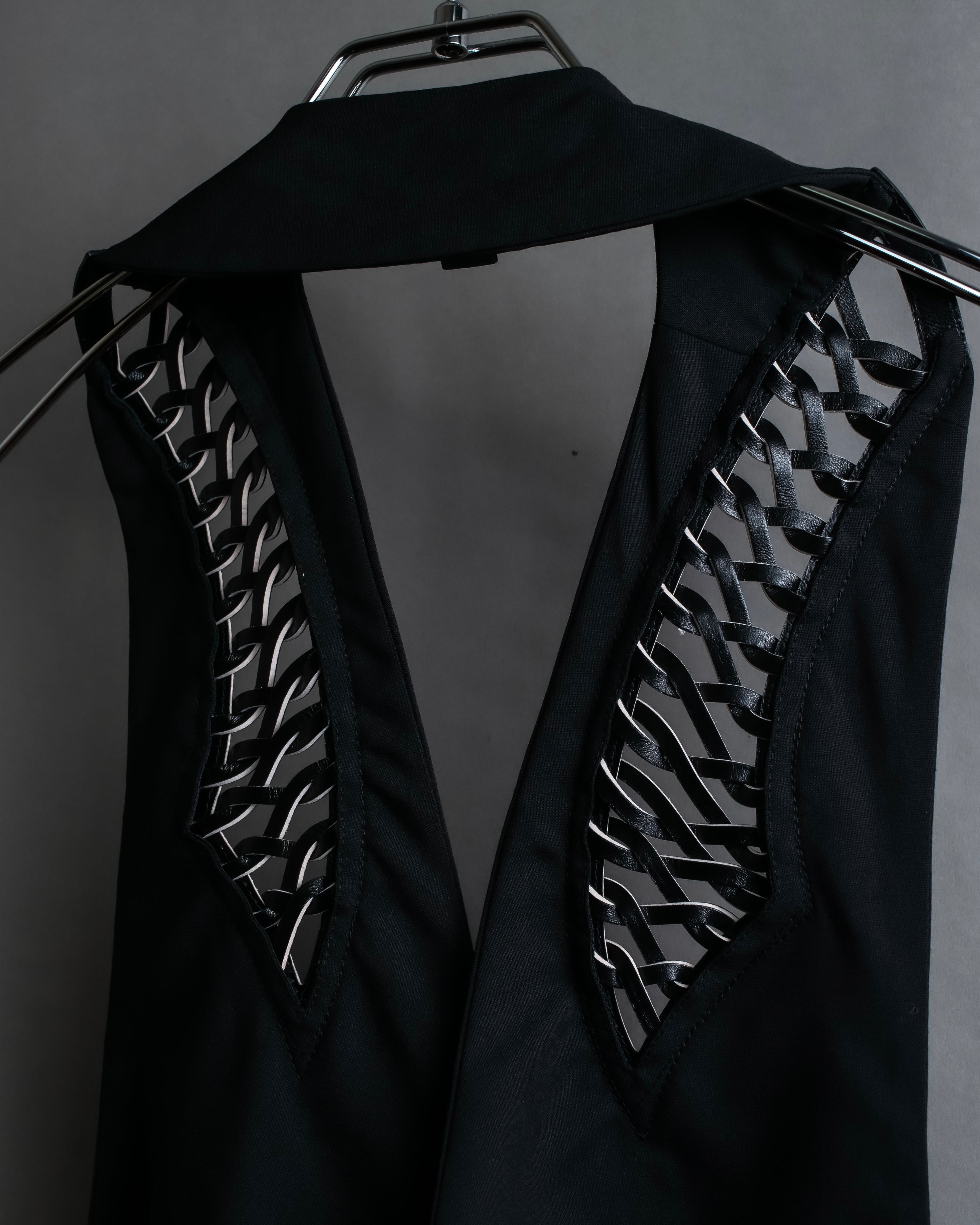 "LOUIS VUITTON" Leather tape cross knit detail vest