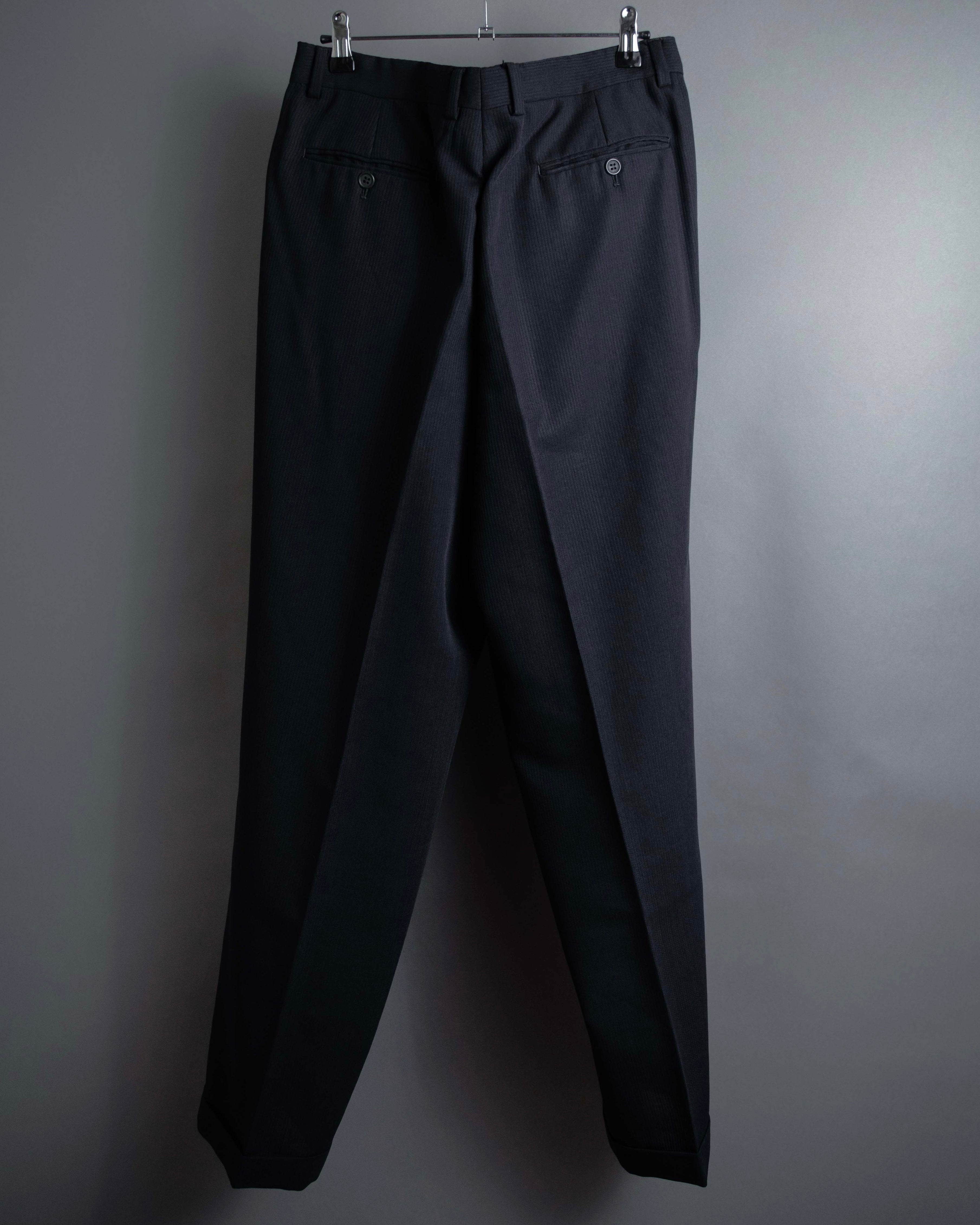 "GIORGIO ARMANI" LE COLLEZIONI line shadow stripe pattern set up