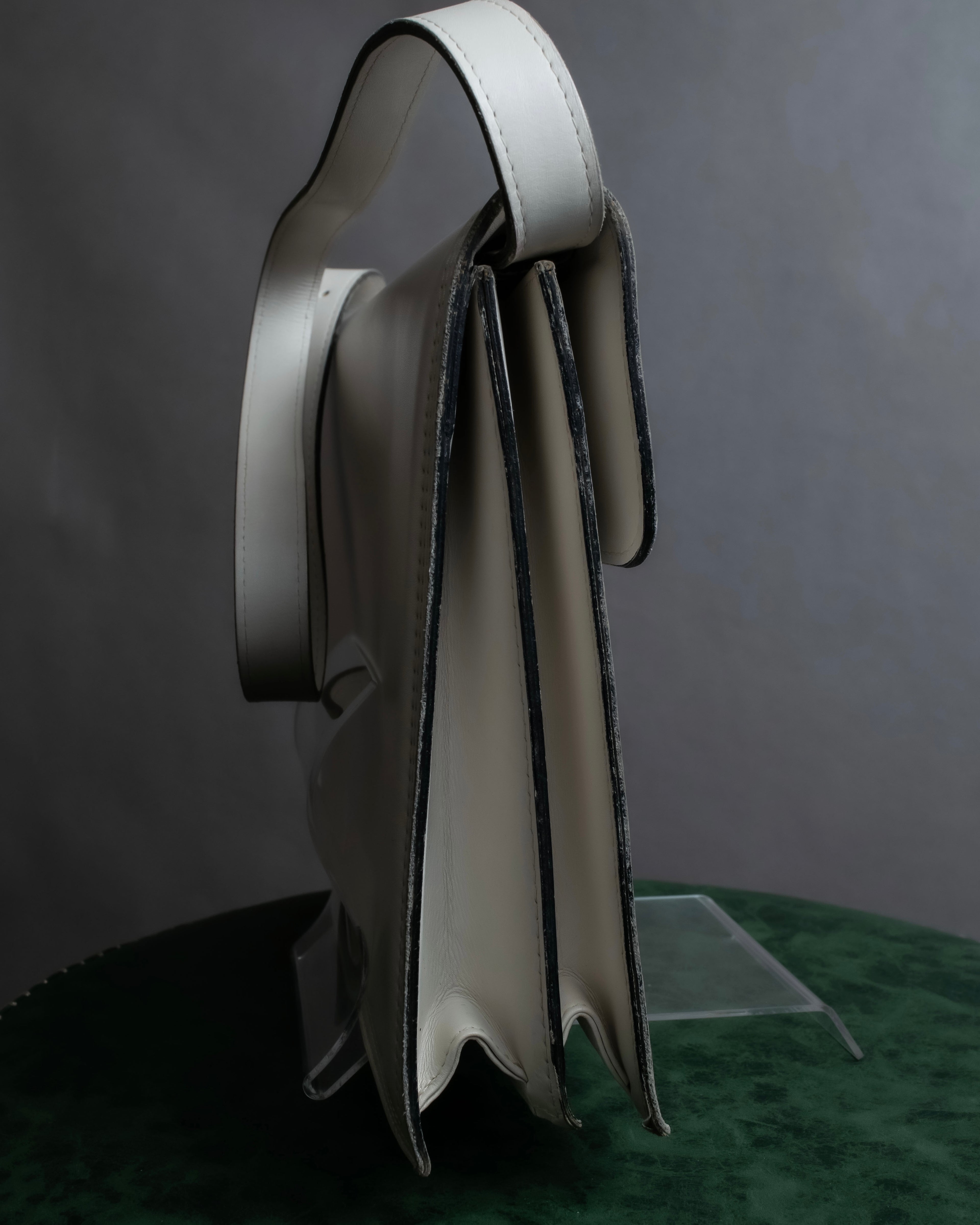 "YVES SAINT LAURENT" Large tab detail white leather shoulder bag