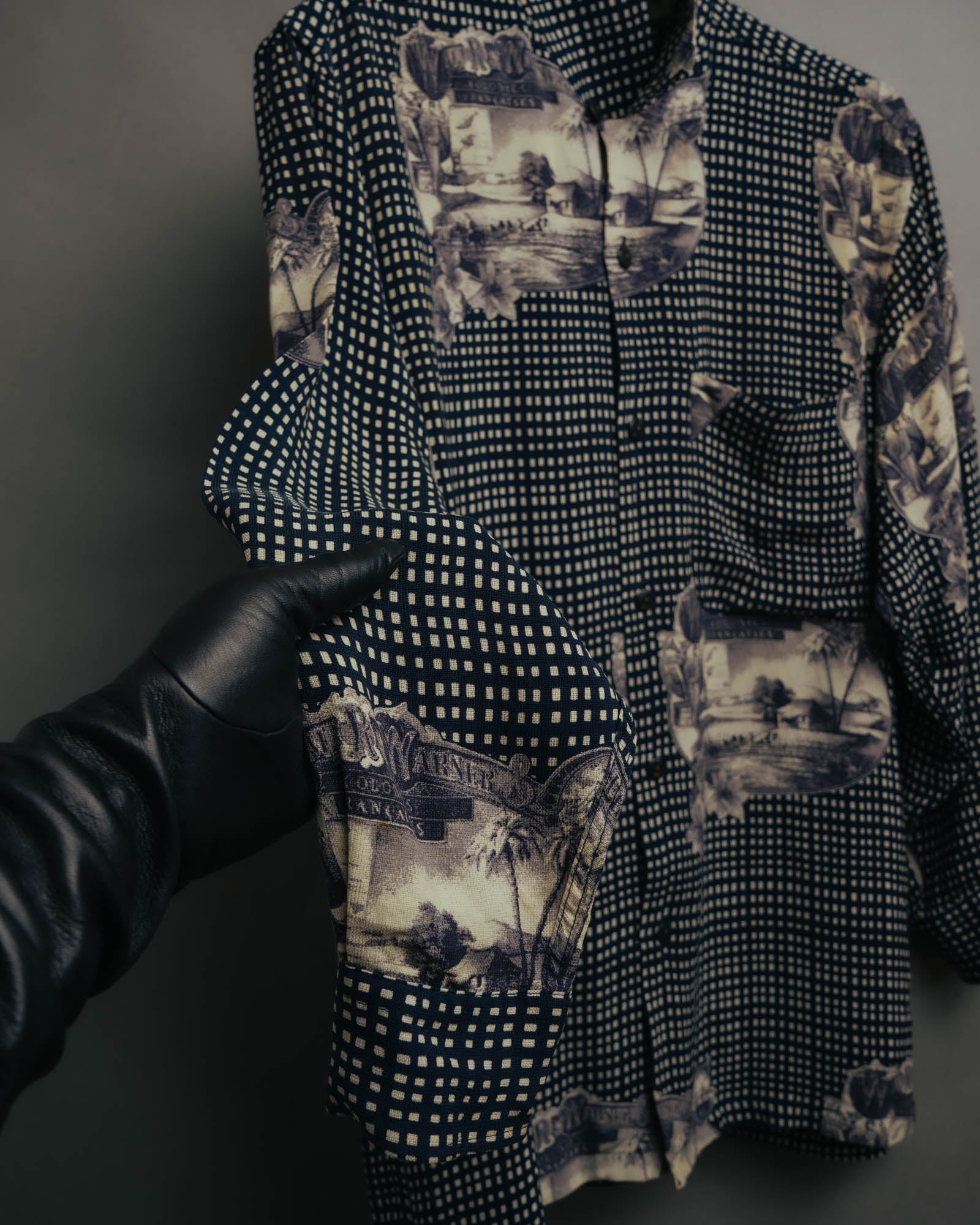 –SPECIAL– “Christian Dior” 80’s-90’s archival toile print shirt