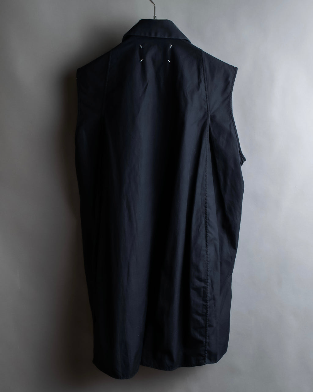 "MAISON MARGIELA" 13SS Panel design sleeveless black shirt