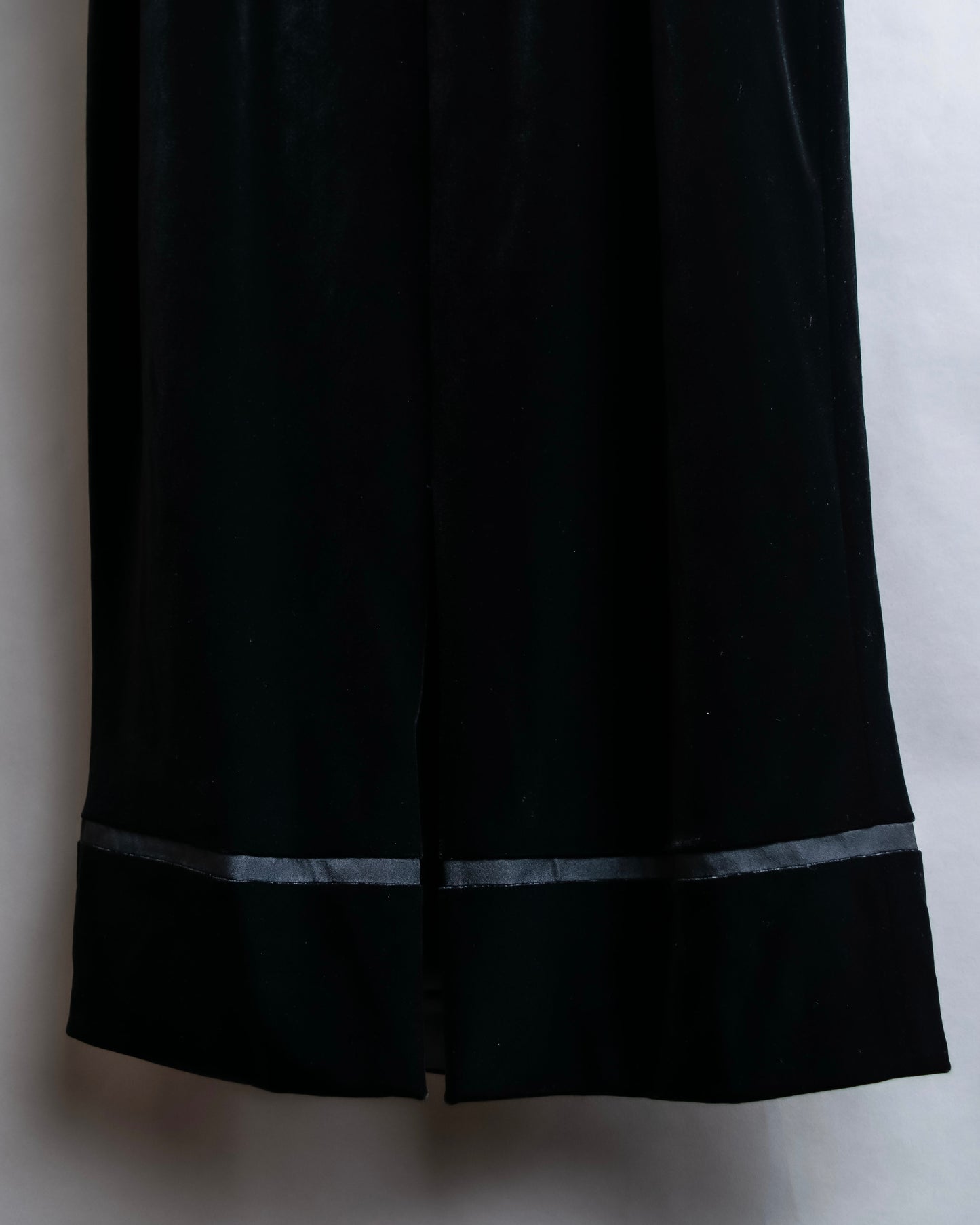 "GIORGIO ARMANI" Cross satin detail velvet straight skirt