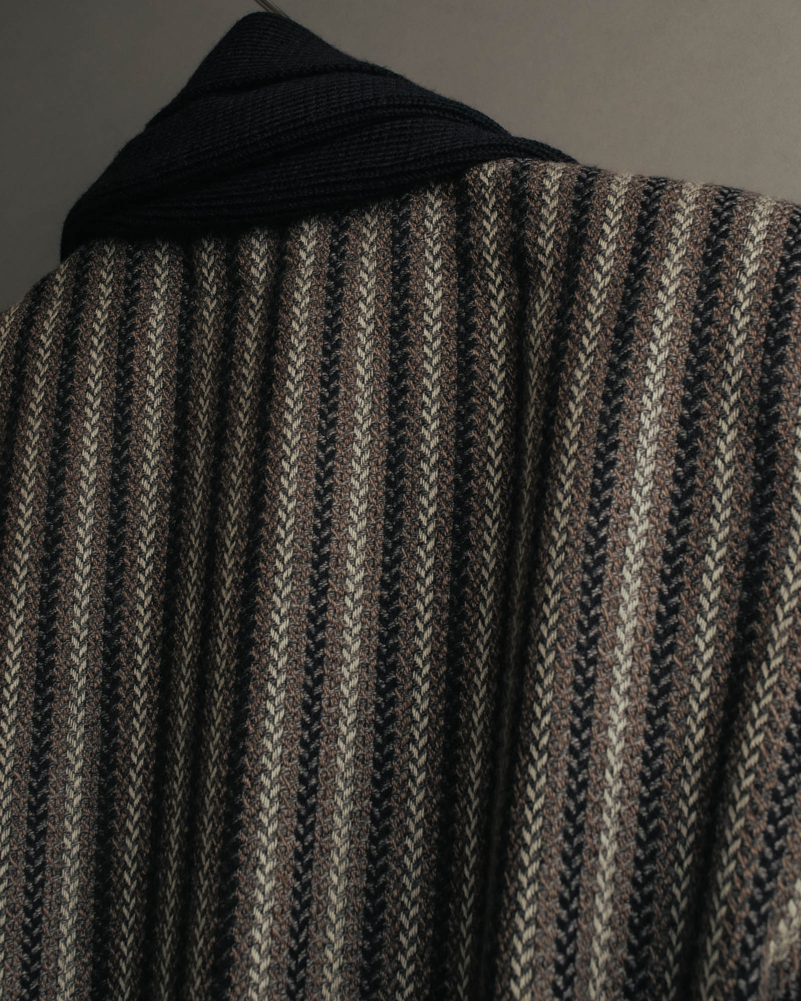 -SPECIAL- “GUCCI” 80’s-90’s Textured striped shawl collar long coat