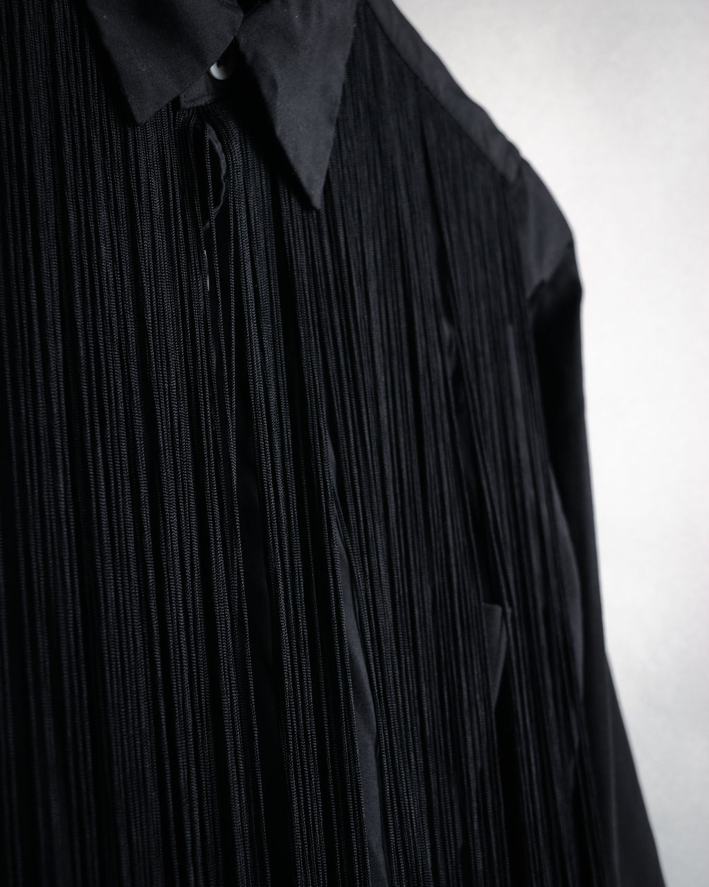 “COMME des GARCONS” 2022SS  Fringed dress shirt