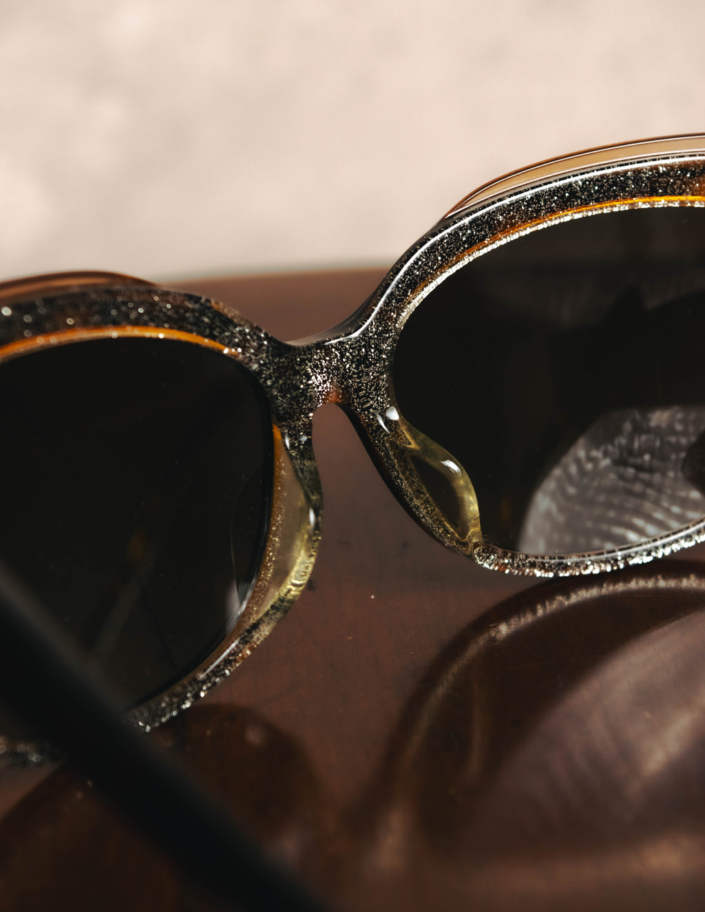 "Christian Dior" 2010's Glittered tortoiseshell sunglasses