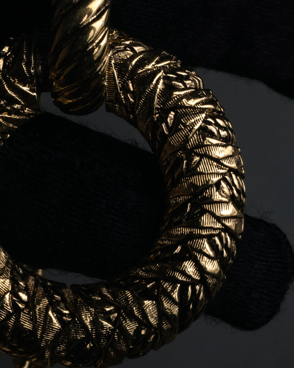 “Yves Saint Laurent” 1980’s-90’s Sculptural circle long necklace