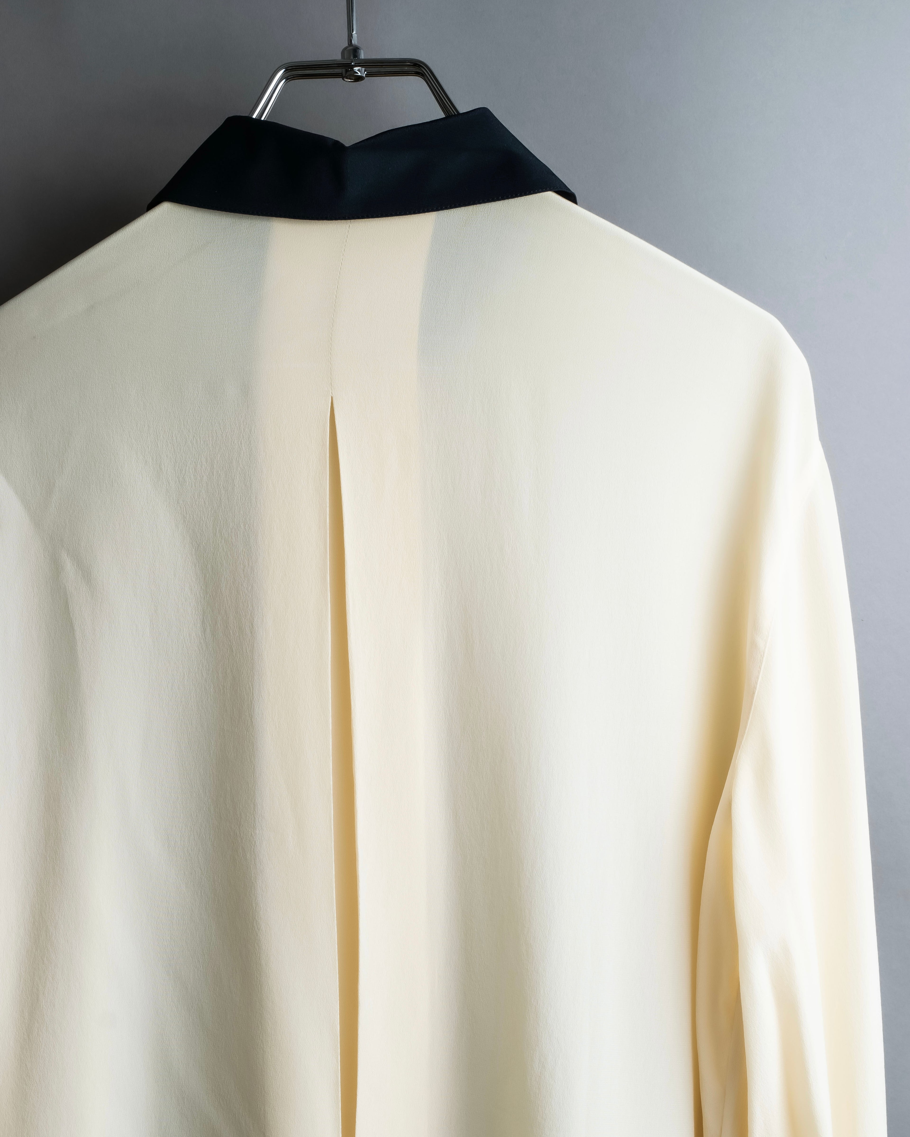 "Christian Dior" 100% silk emblem engraved cleric shirt