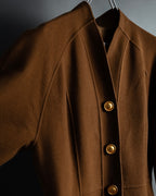 -SPECIAL- "Christian Dior" 80's-90's
Shaped flare silhouette collarless coat