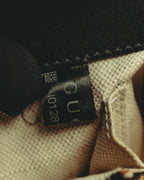 -SPECIAL- “GUCCI” 2012-2016 crossover-era crest studded doctor bag