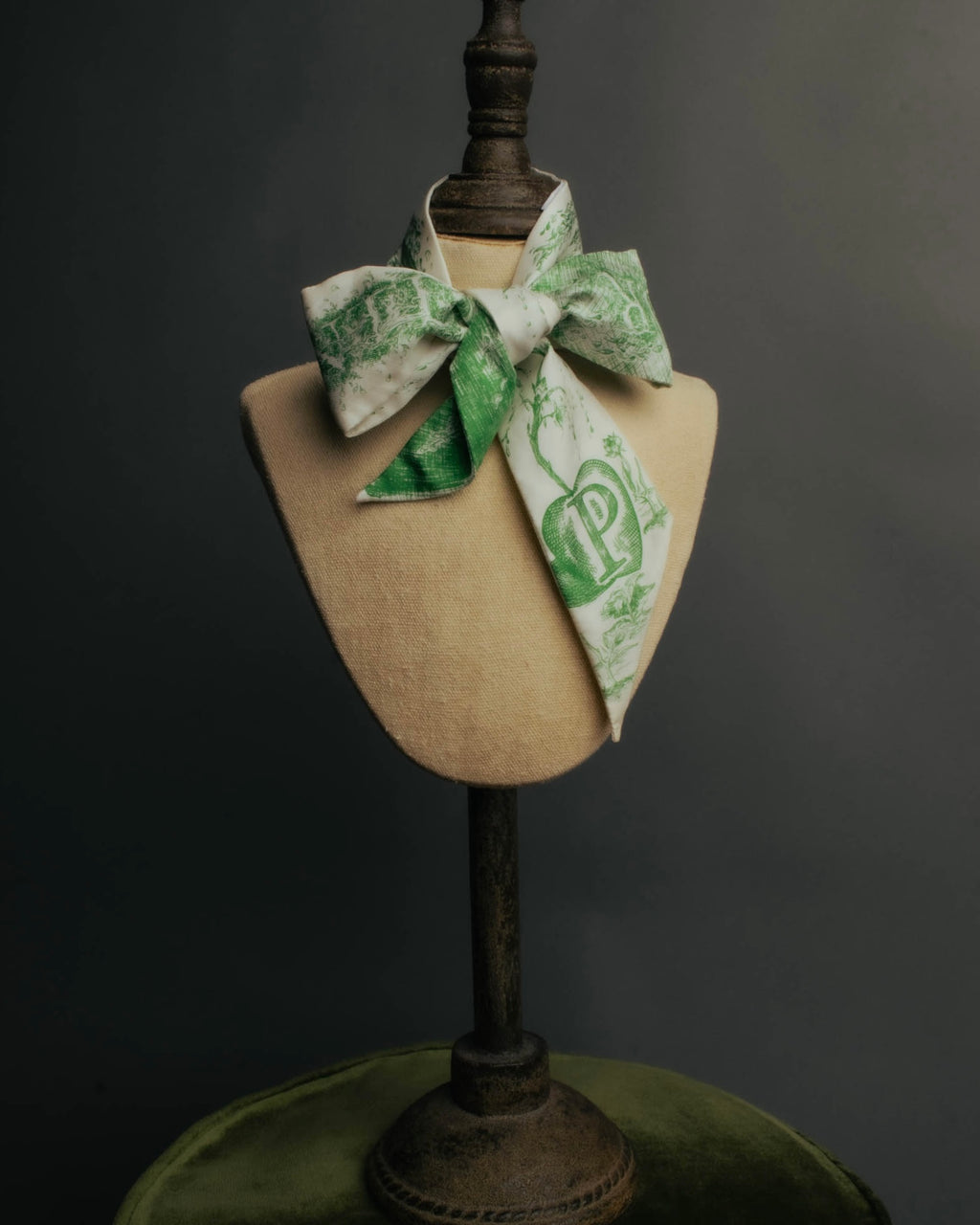 "DIOR" Green printed silk mitzah scarf