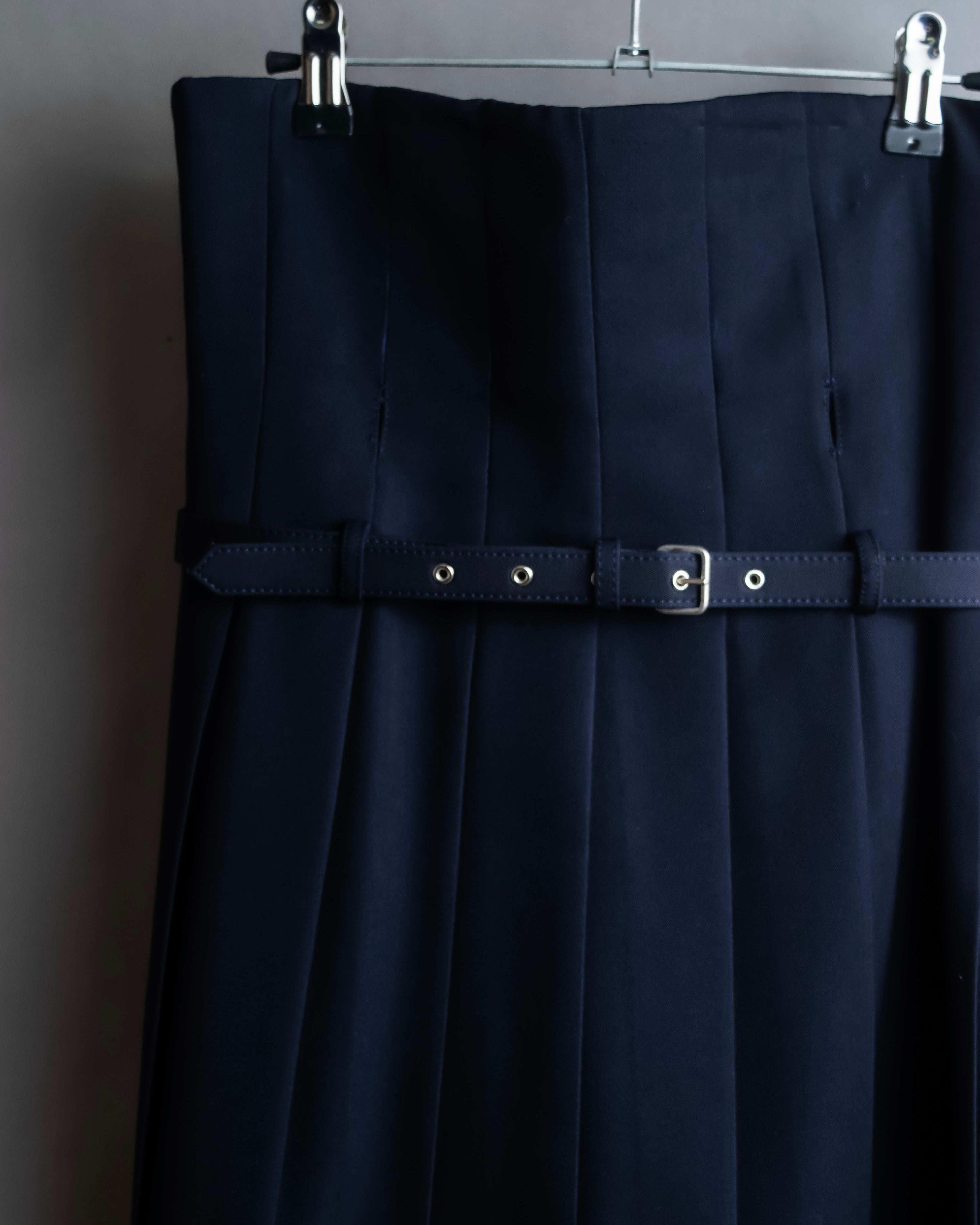 "COMME des GARCONS" Box pleated belted corset skirt