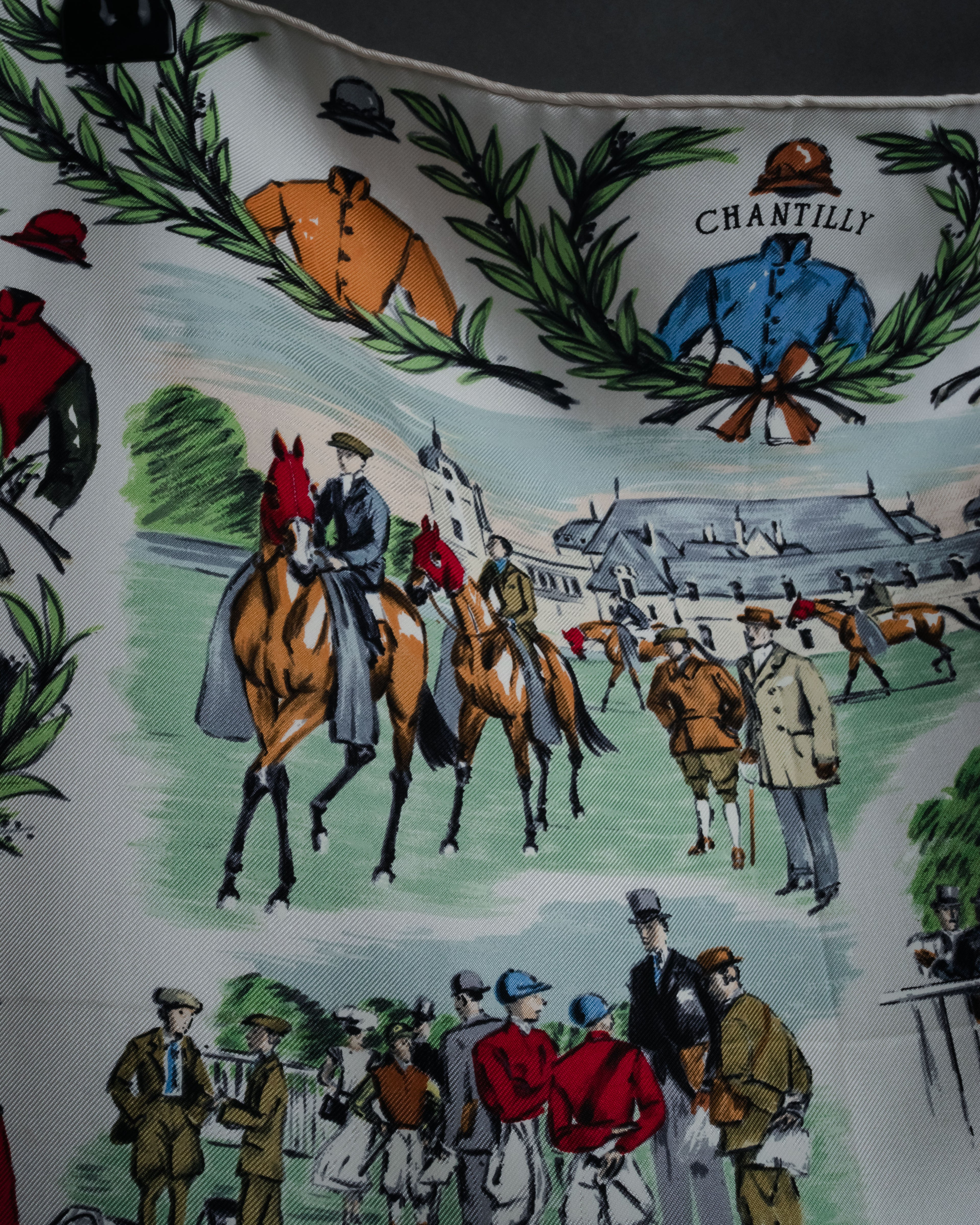 -SPECIAL- “HERMÈS” 70’s-80’s Chantilly carré 45 scarf