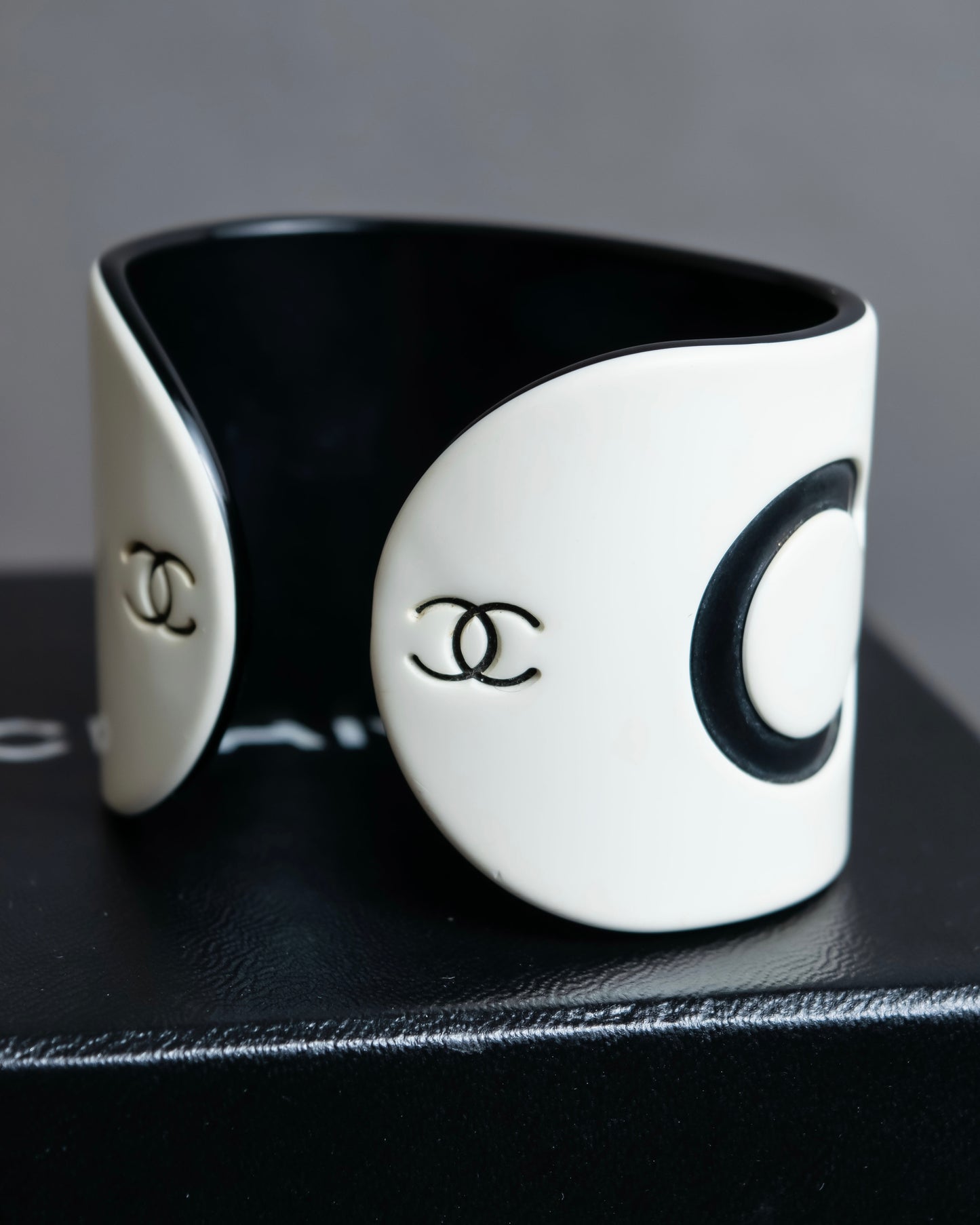 "CHANEL" COCO mark spell engraved bangle