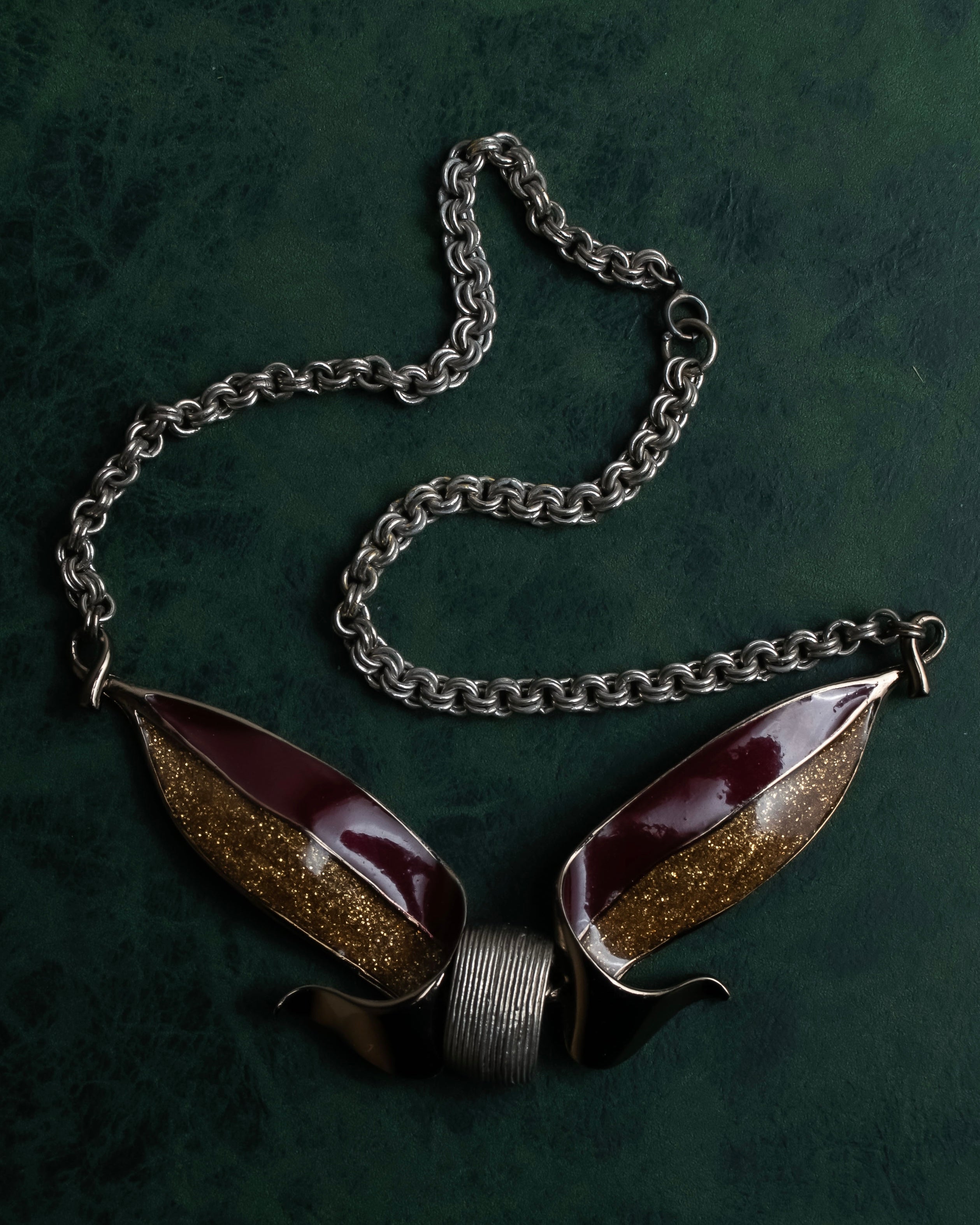 "BALENCIAGA" Gold glitter leaf motif necklace