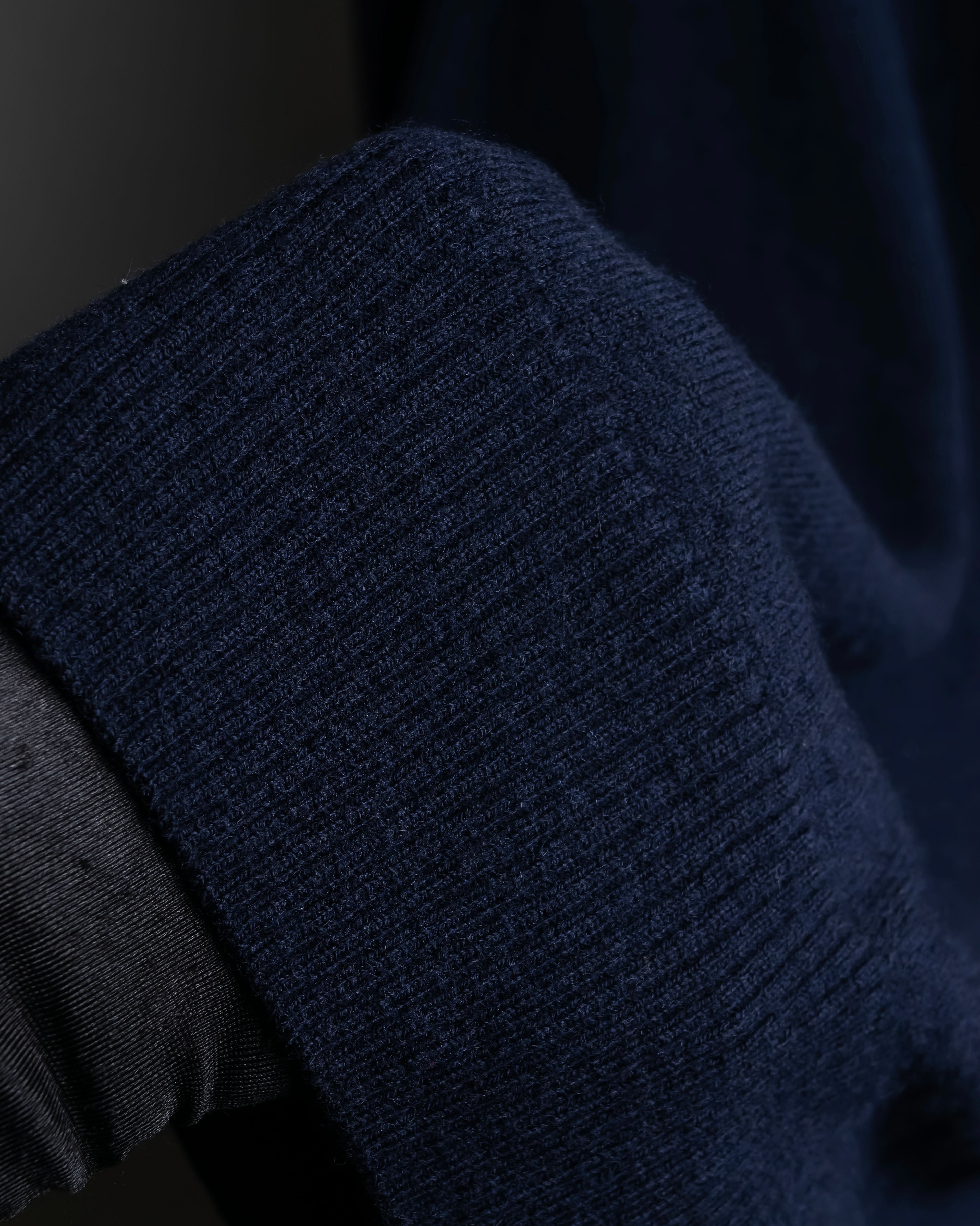 "MAISON MARGIELA" 16AW elbow patch design navy color knit