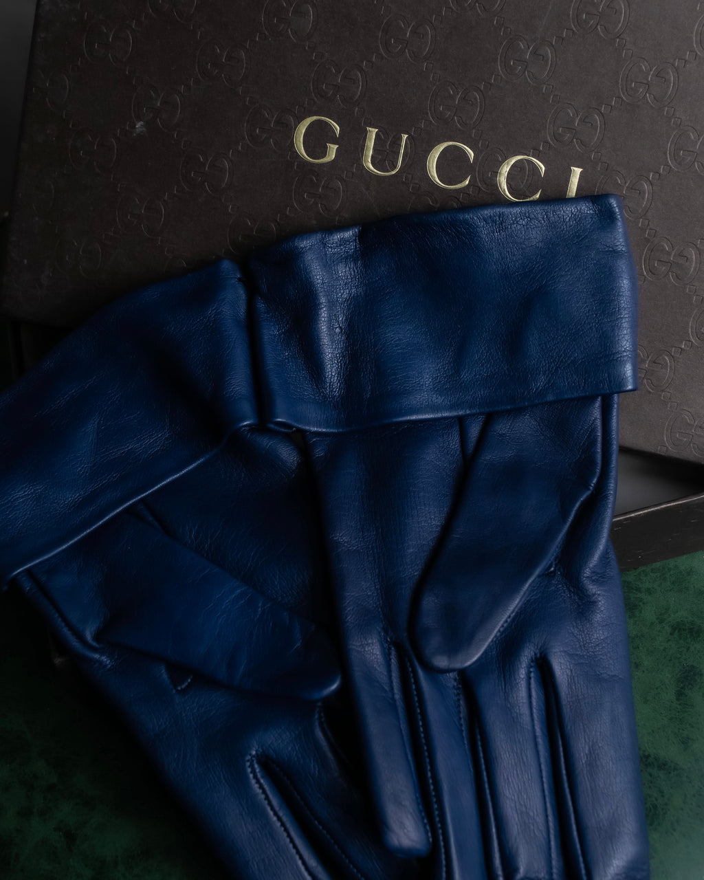 "GUCCI" Ribbon＆charm design blue leather gloves