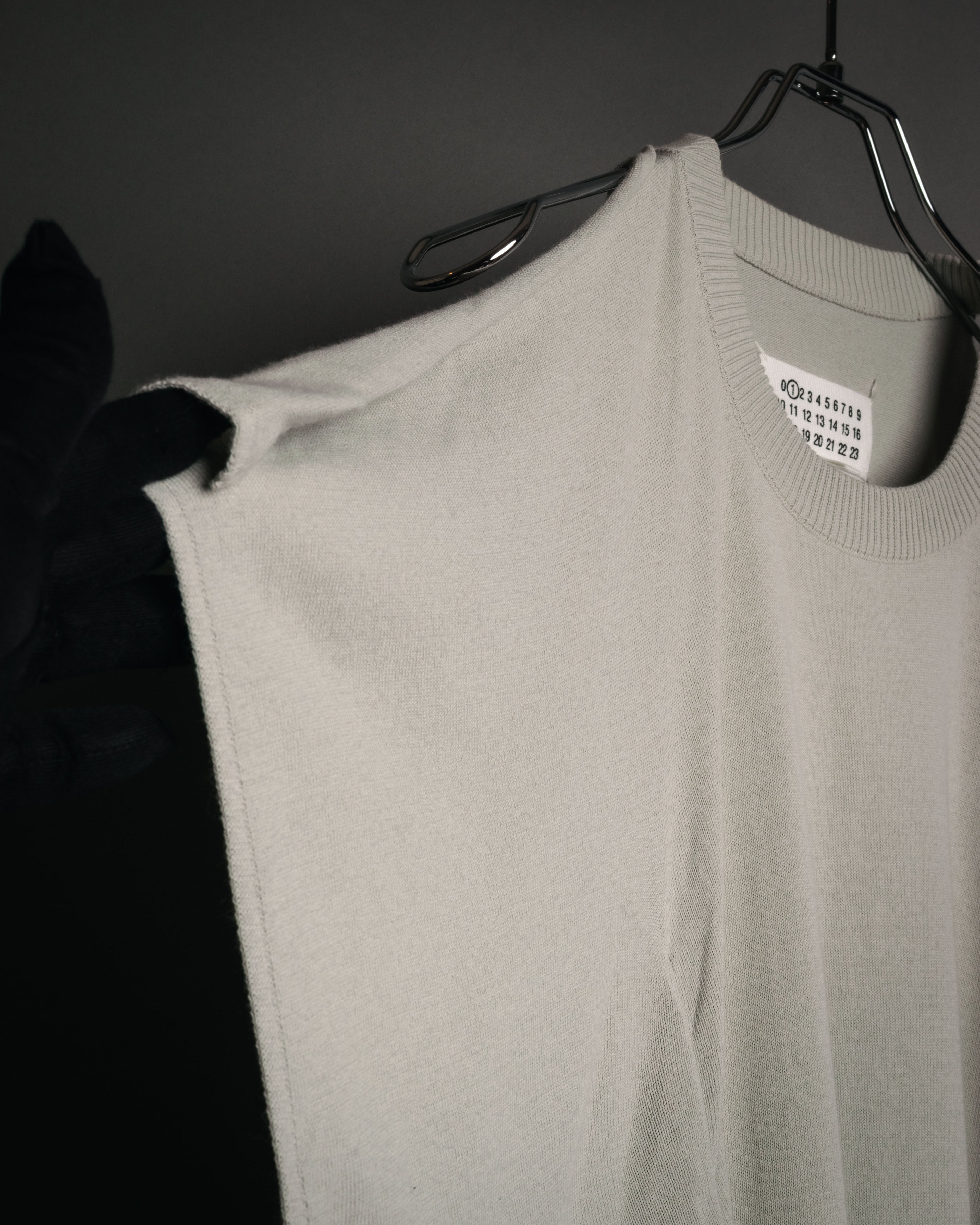 “Maison Margiela” 2015SS deconstructed cape knit top