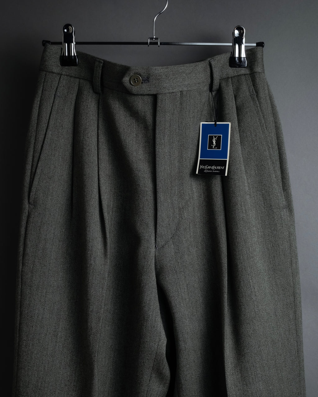 "YVES SAINT LAURENT" Deep pleat tapered wool slacks