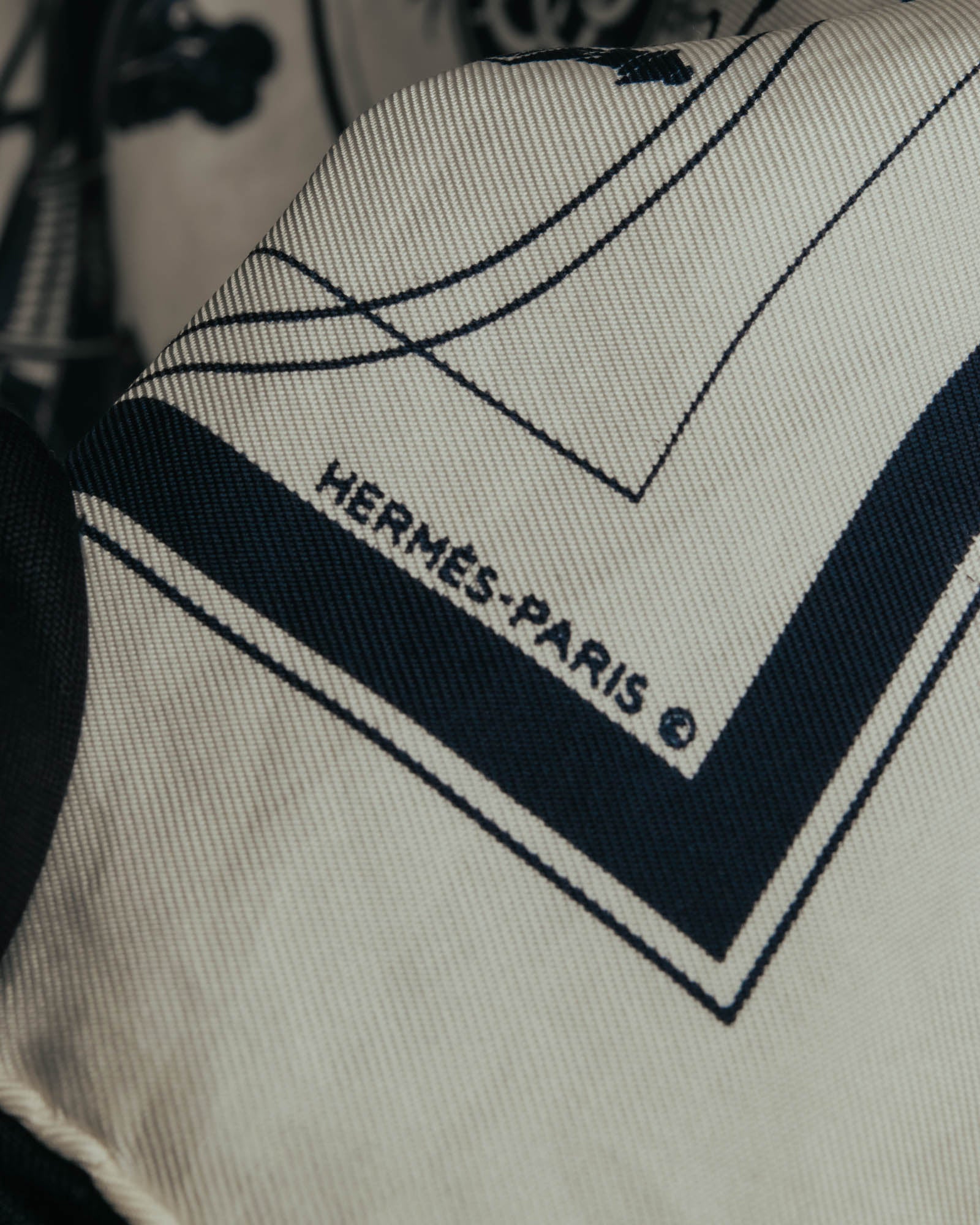 "Hermès" Classic ex libris silk scarf