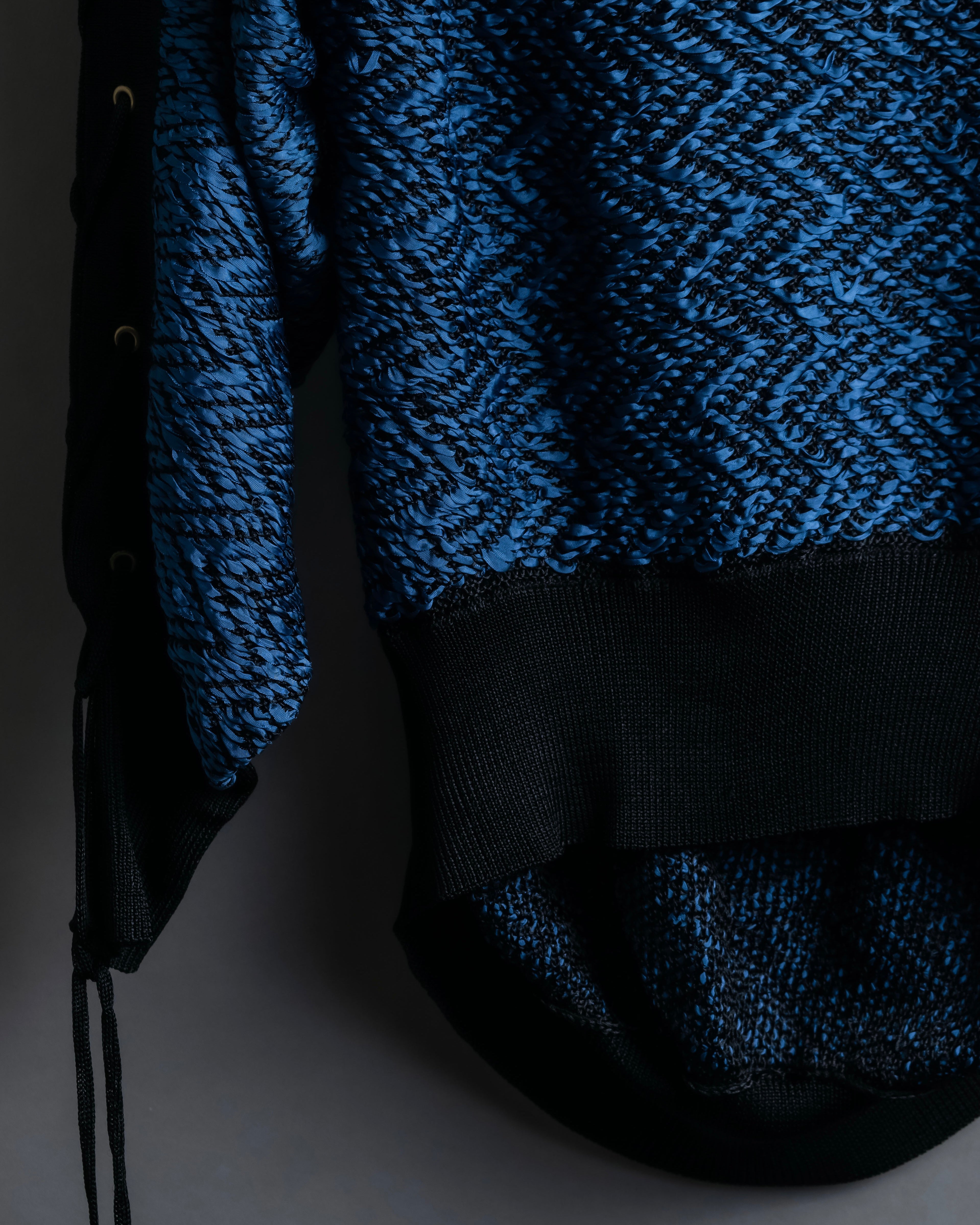 "TOGA ARCHIVES" String design mesh switching melange knit