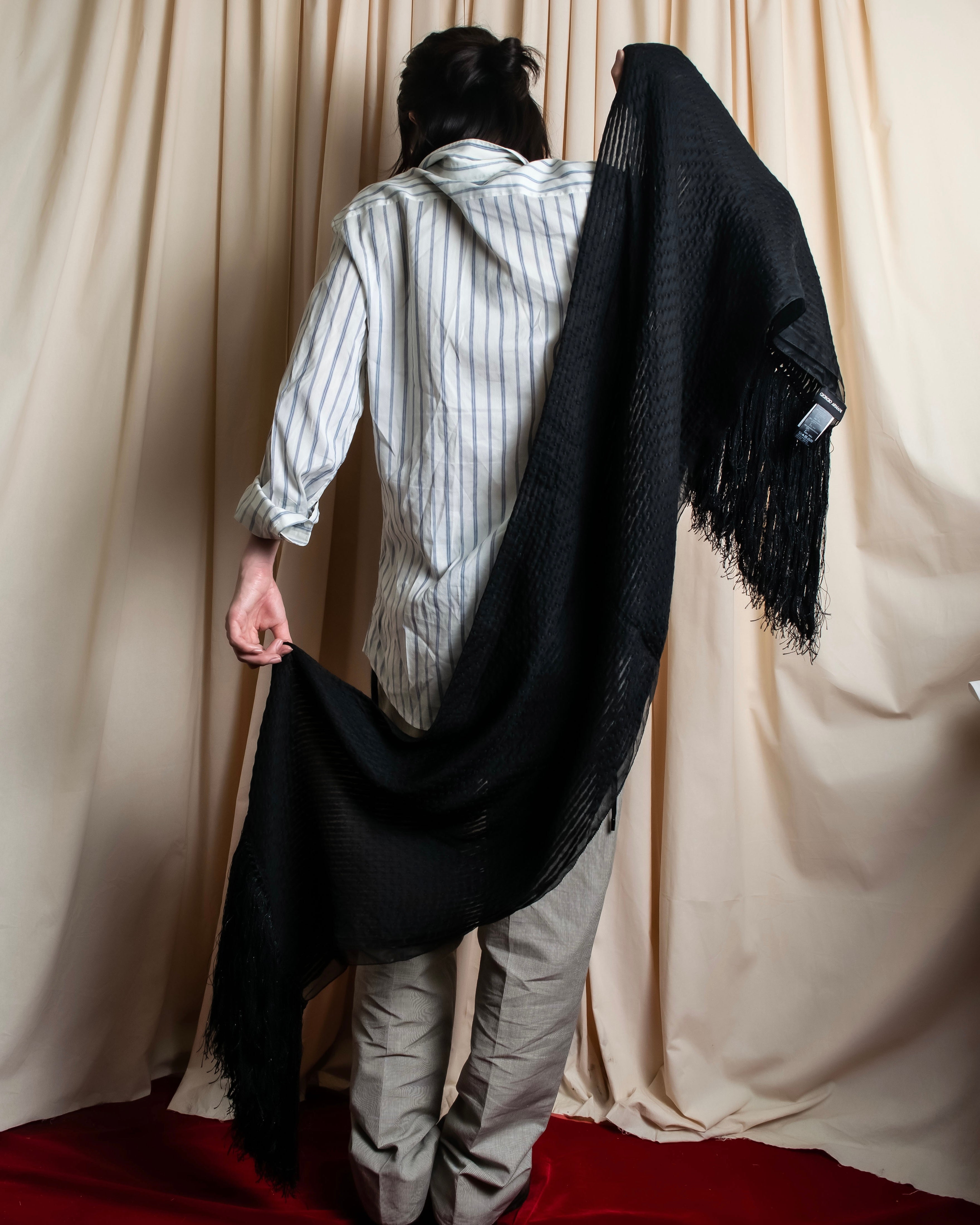 "GIORGIO ARMANI" Waffle low gauge knit fringe design stole