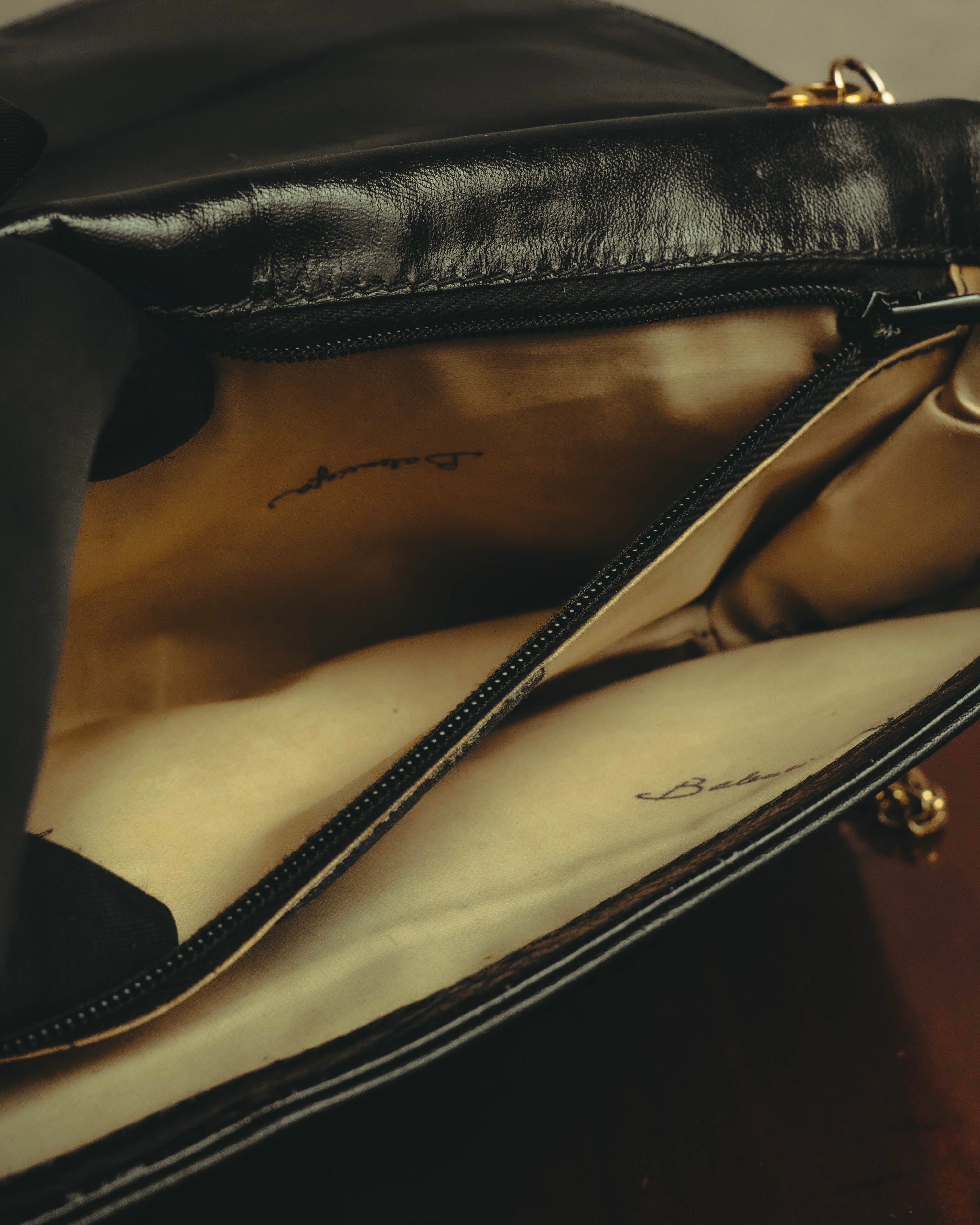 “BALENCIAGA” 80’s-early 90’s double BB leather chain shoulder bag