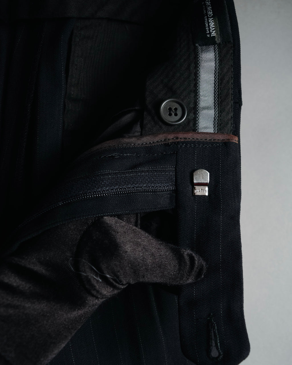 "GIORGIO ARMANI" 90’s pinstripe soft-tailored suit set