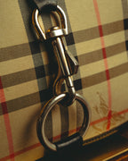 “Burberrys” 80’s-90’s Shadow horse check saddle shoulder bag
