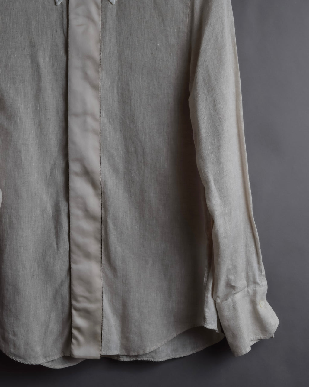 "BRUNELLO CUCINELLI" Contrast collar hidden placket linen shirt