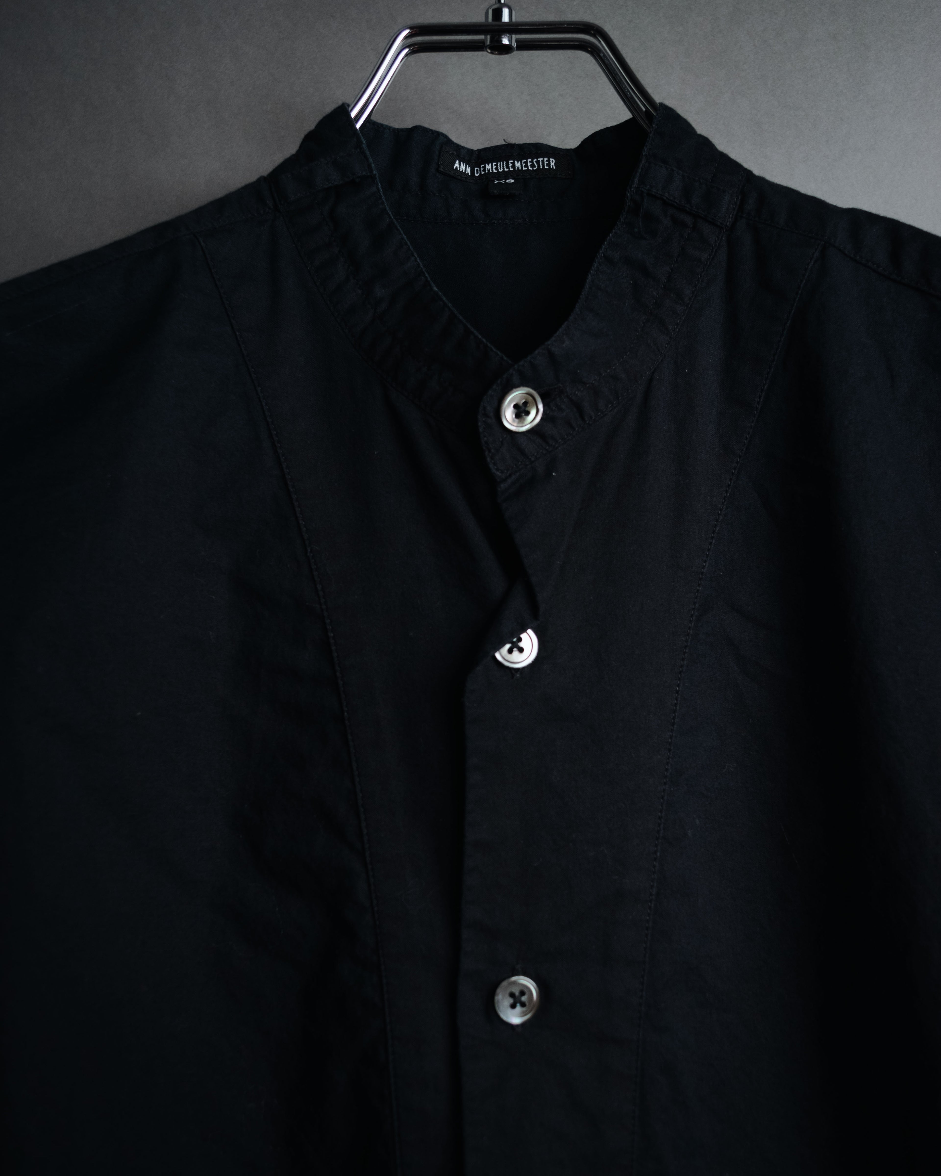 "ANN DEMEULEMEESTER" 01’s-05’s Poetically cut band collar cotton shirt