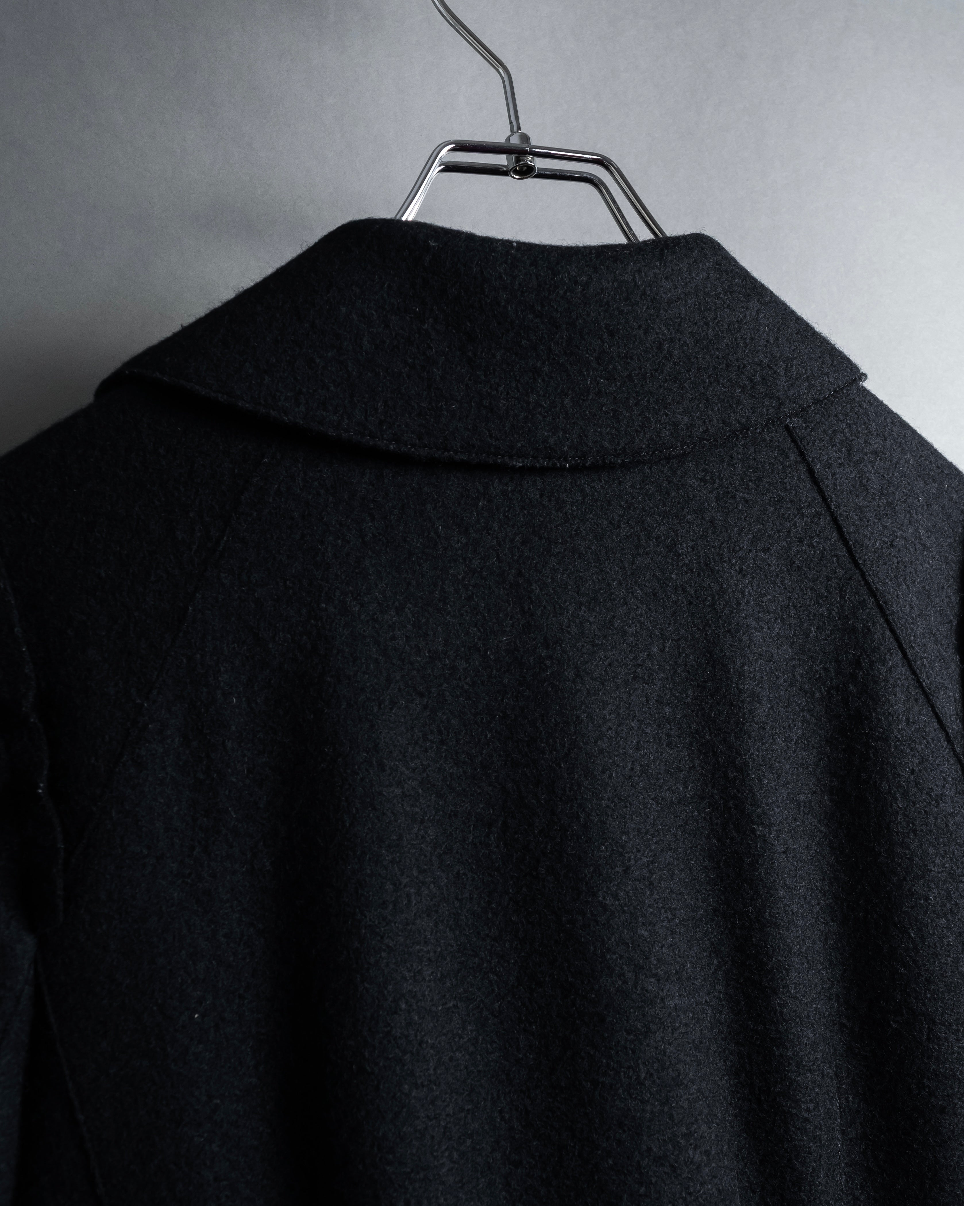 "Marc Jacobs" A soft flowing flared silhouette long coat