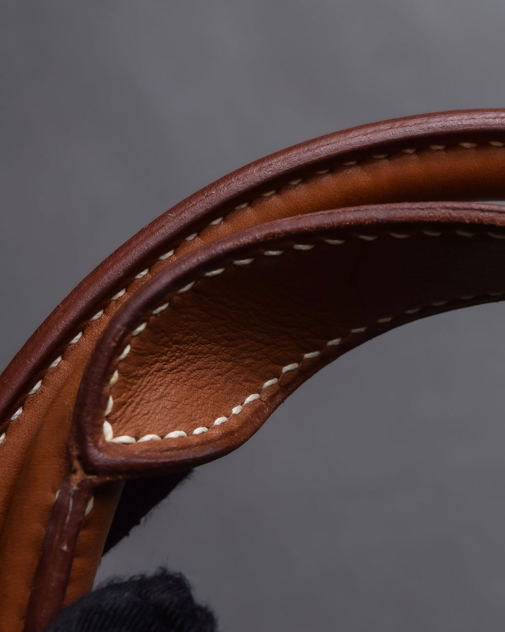 "HERMES" Hand stitched contrast saddle leather belt