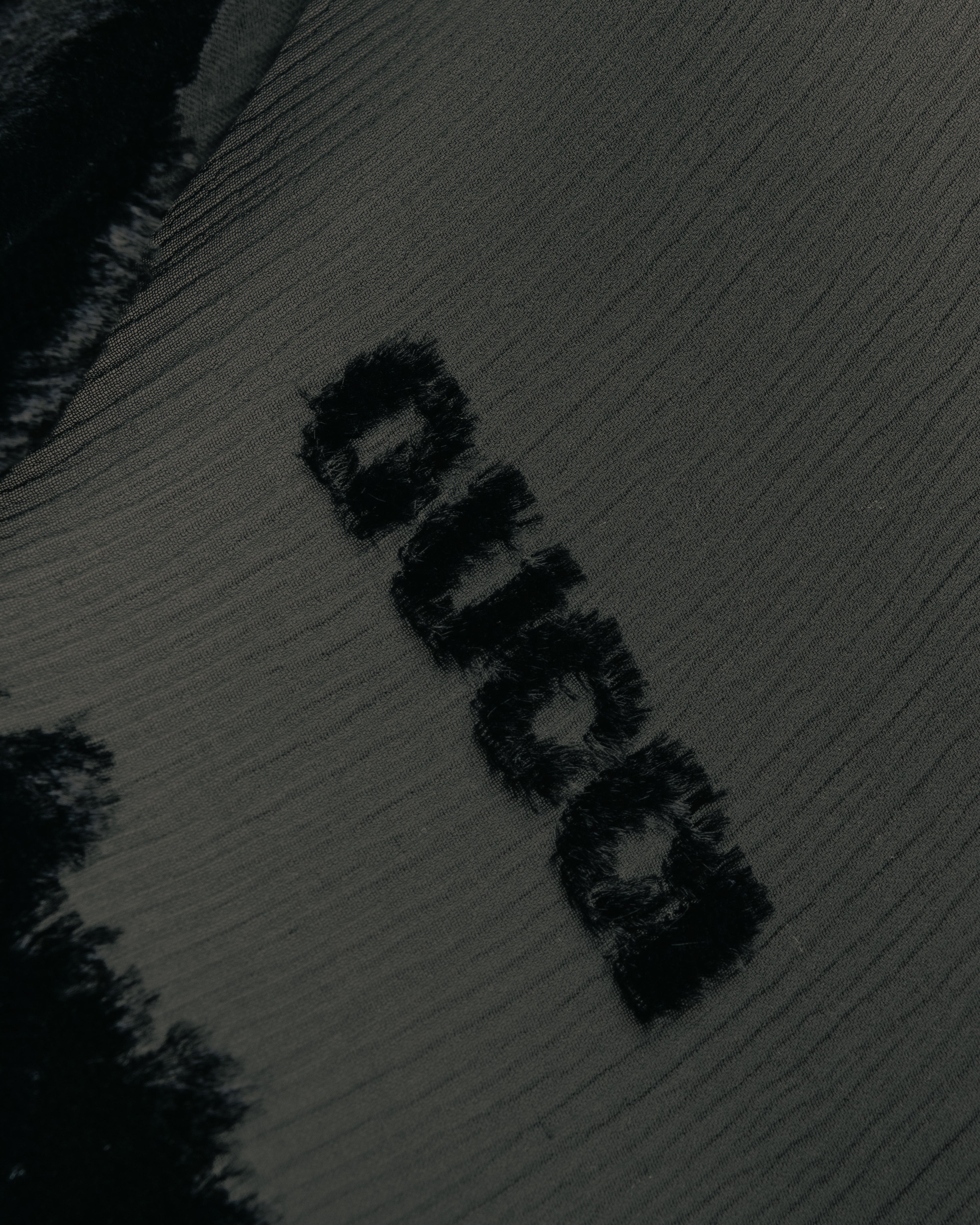 “GUCCI” 90’s-00’s Sheer velvet trimmed silk blend stole