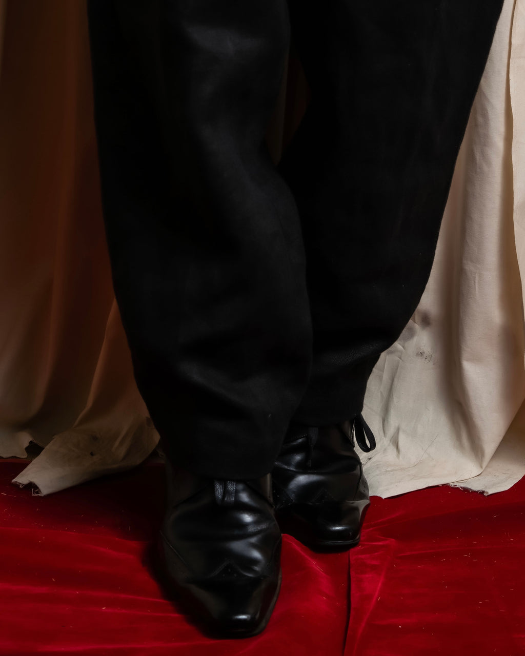 "Vintage beautiful wrinkles wide slacks"