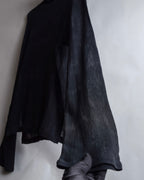 "ISSEY MIYAKE" Layered design high neck delicate knit