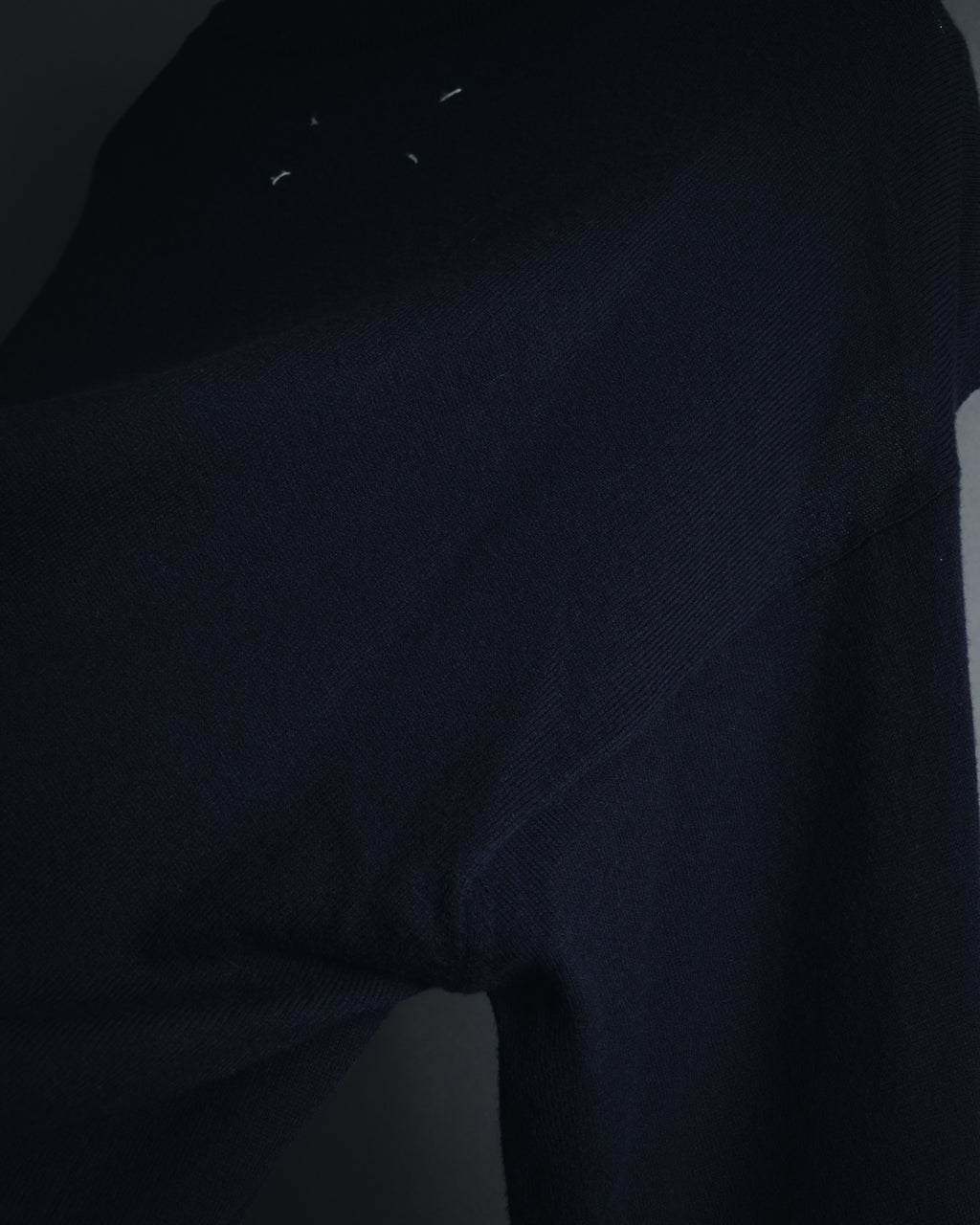 "Maison Margiela" Deconstructed arm-slit crewneck knit pullover