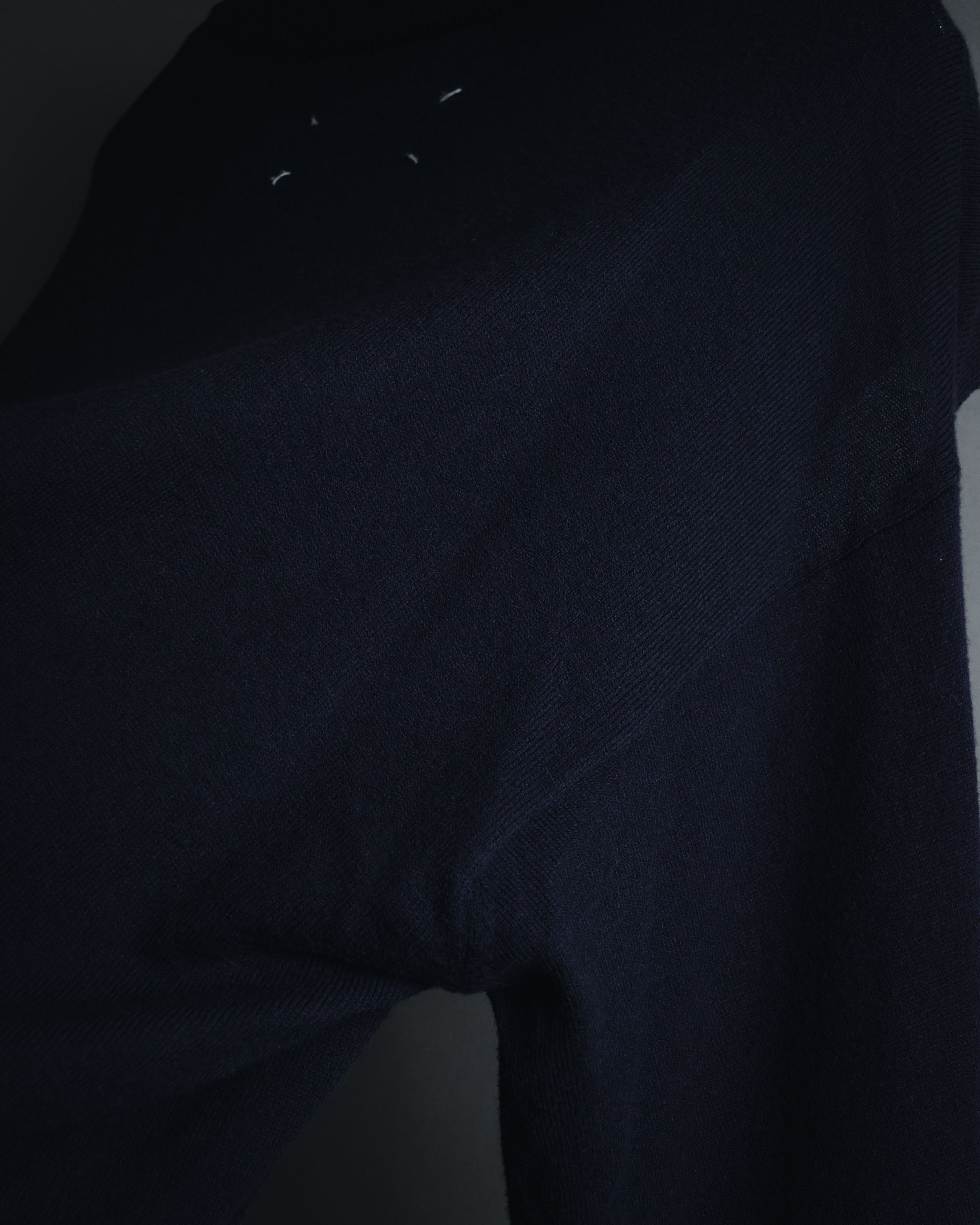 "Maison Margiela" Deconstructed arm-slit crewneck knit pullover