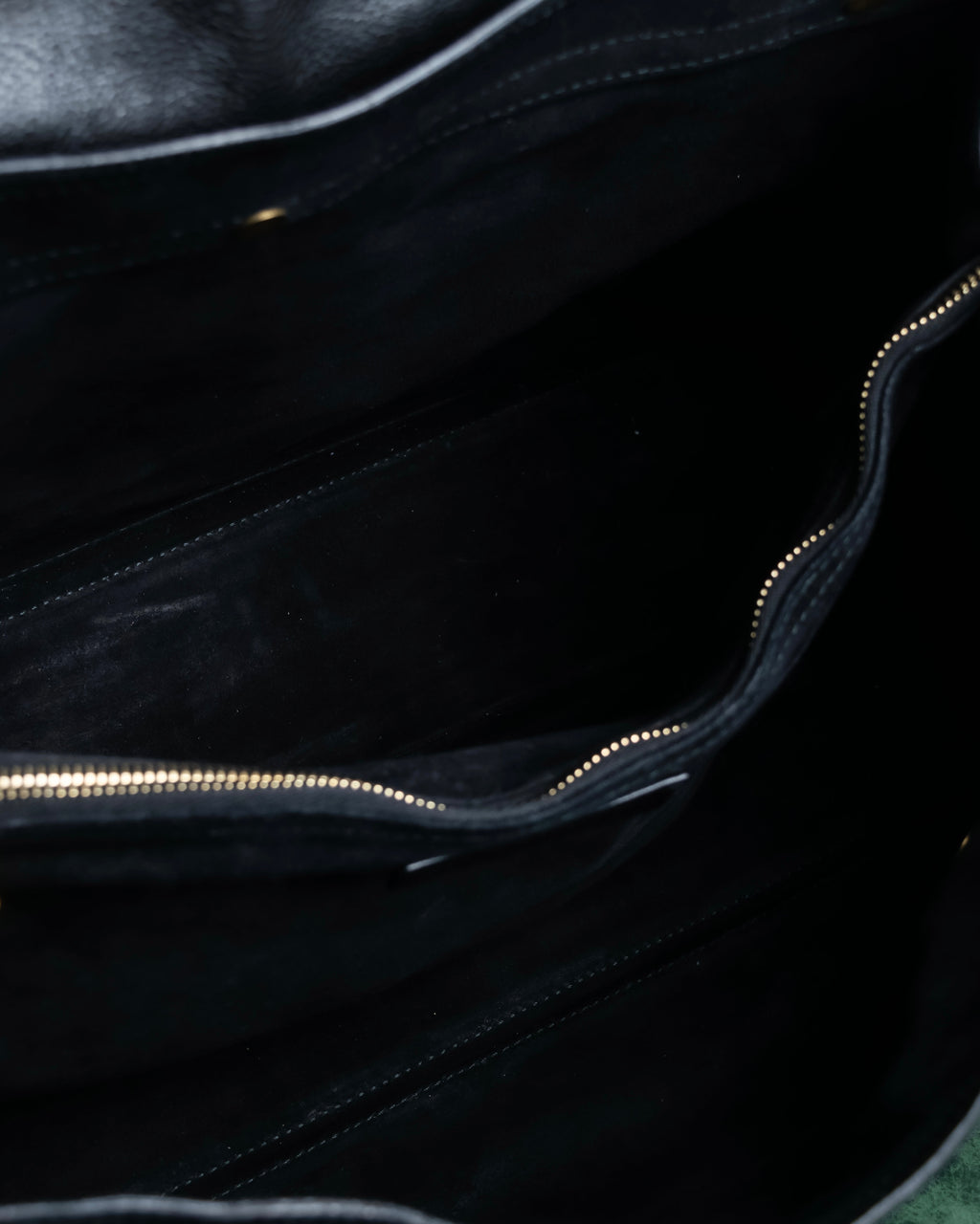 "YVES SAINT LAURENT" Muse to gold metal parts one-handle leather bag