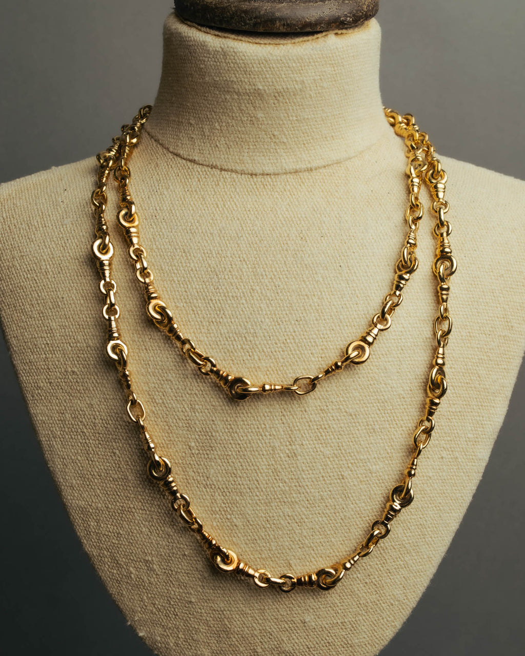 "Christian Dior" 80's-90's Gold tone chain necklace
