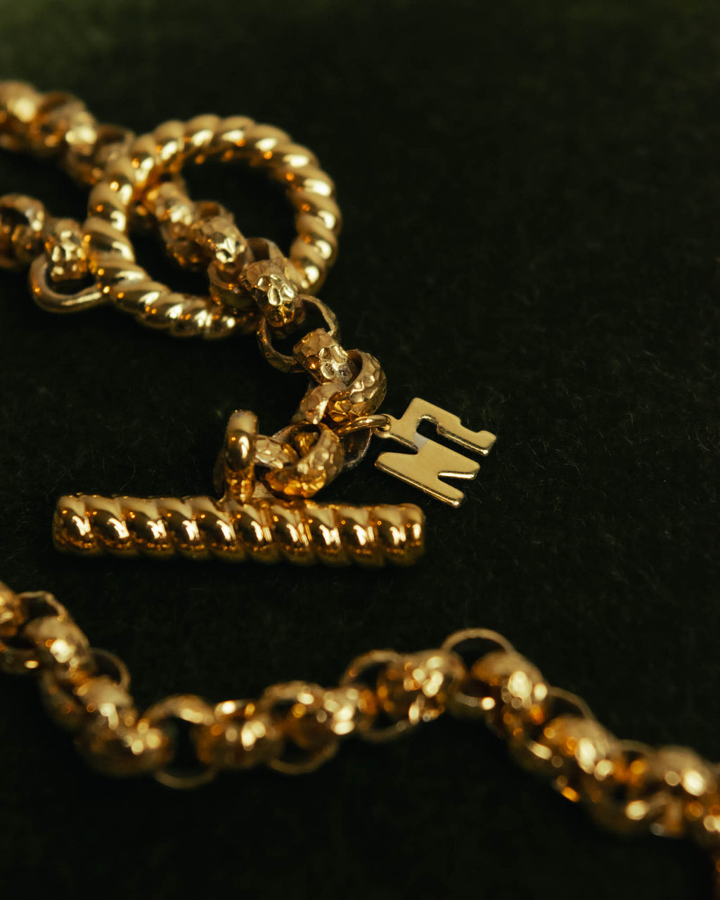 “NINA RICCI” Late 80’s-90’s gold tone openwork pendant necklace