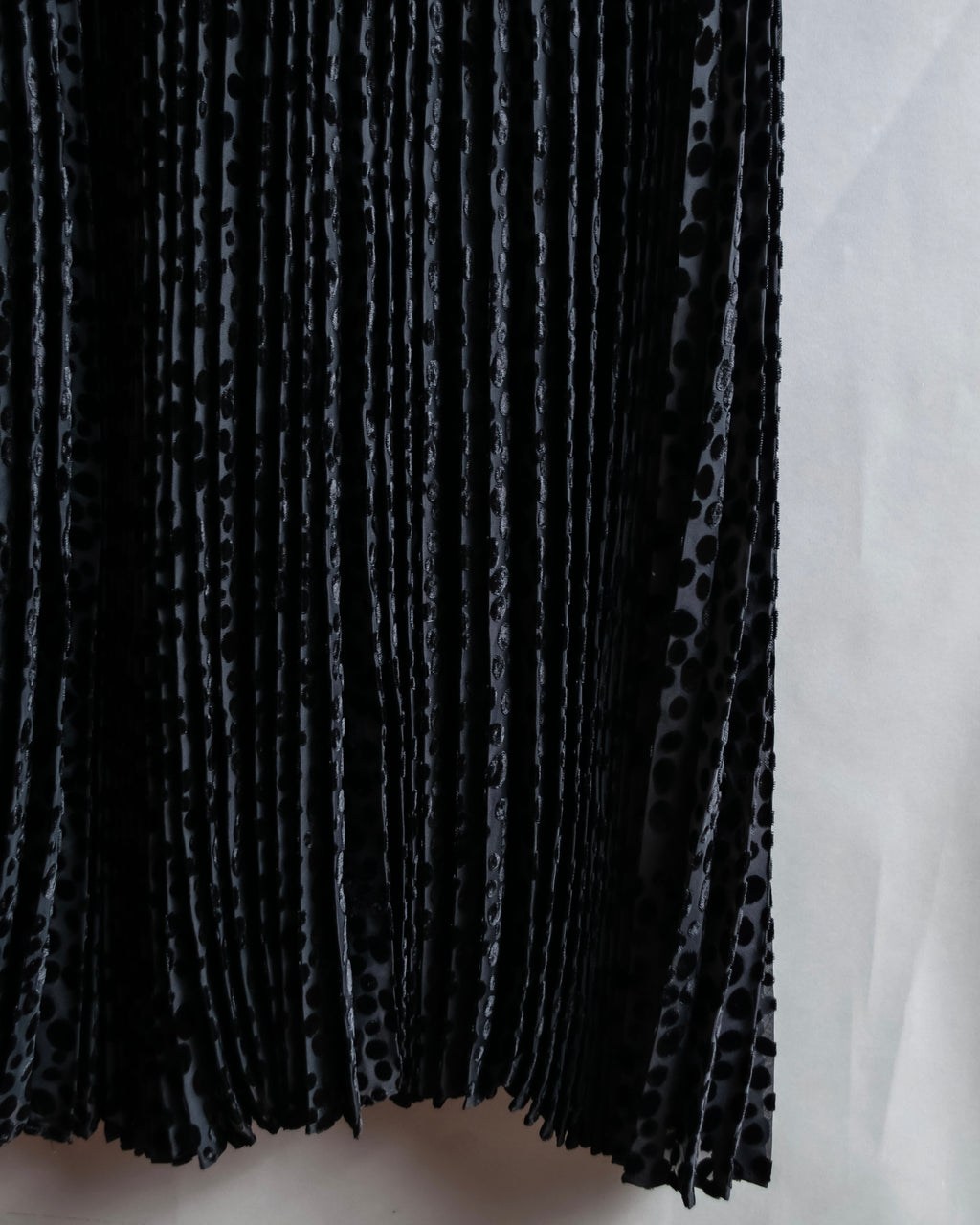 "EMPORIO ARMANI" Velvet dot beautiful pleated dress