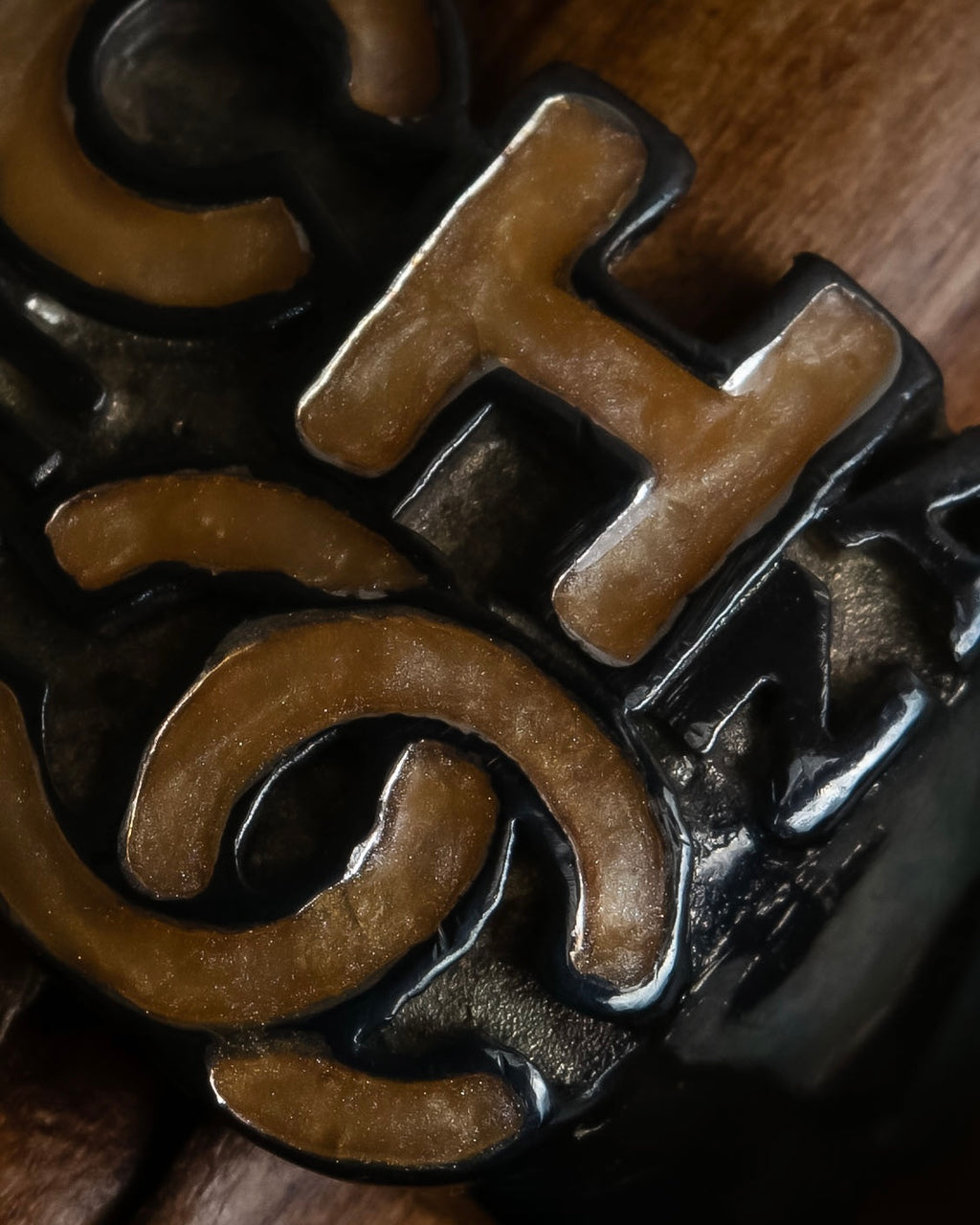 "CHANEL" Typography logo design round ring