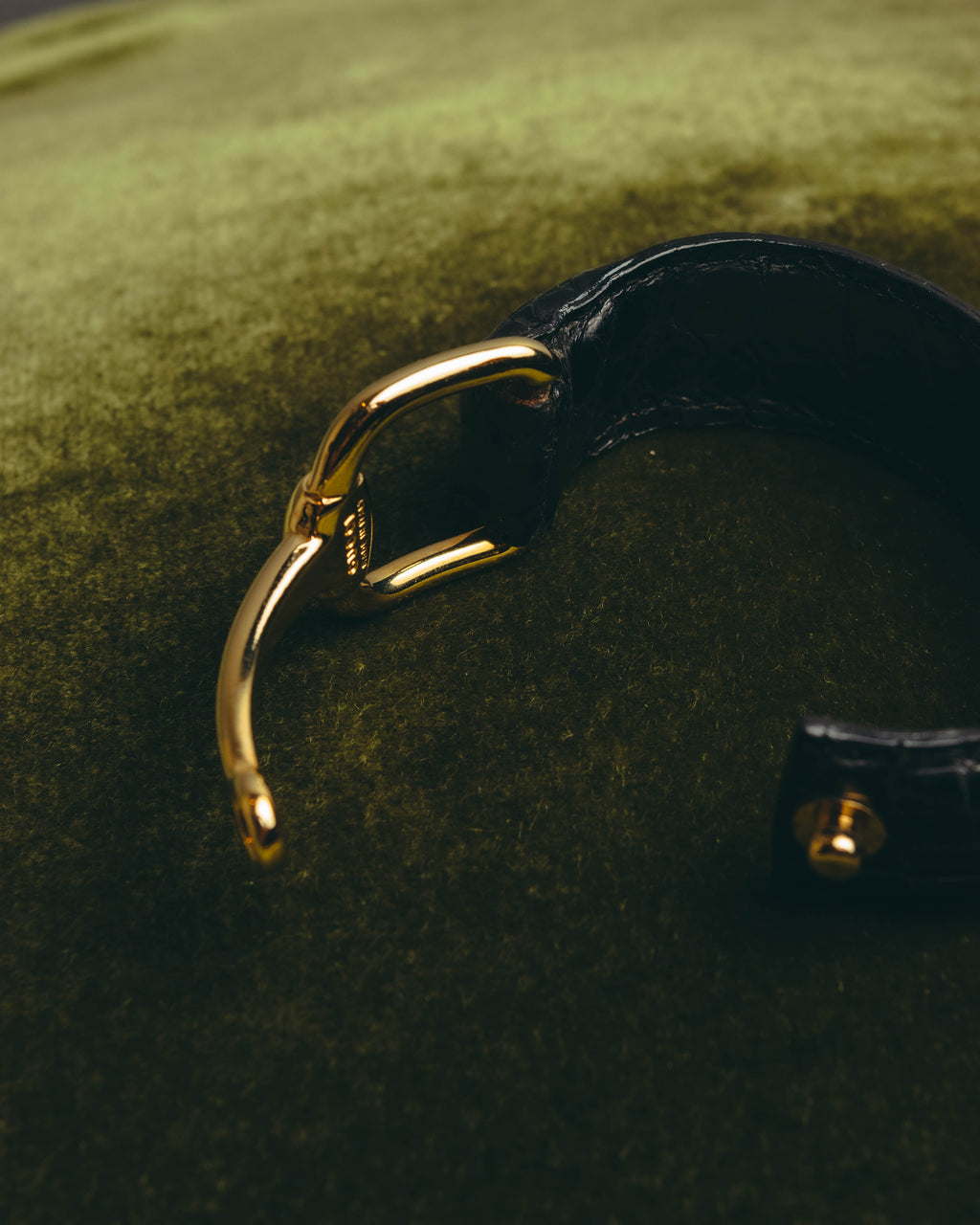 -SPECIAL- "GUCCI" 70's-80's Iconic horsebit crocodile leather cuff bangle